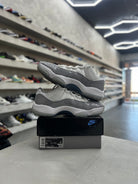 Jordan 11 Retro Low Cement Grey Sz 9 (PREOWNED) - Restock AveJordan 11 Retro Low Cement Grey Sz 9 (PREOWNED)Restock AveRestock Ave912553075Restock Ave
