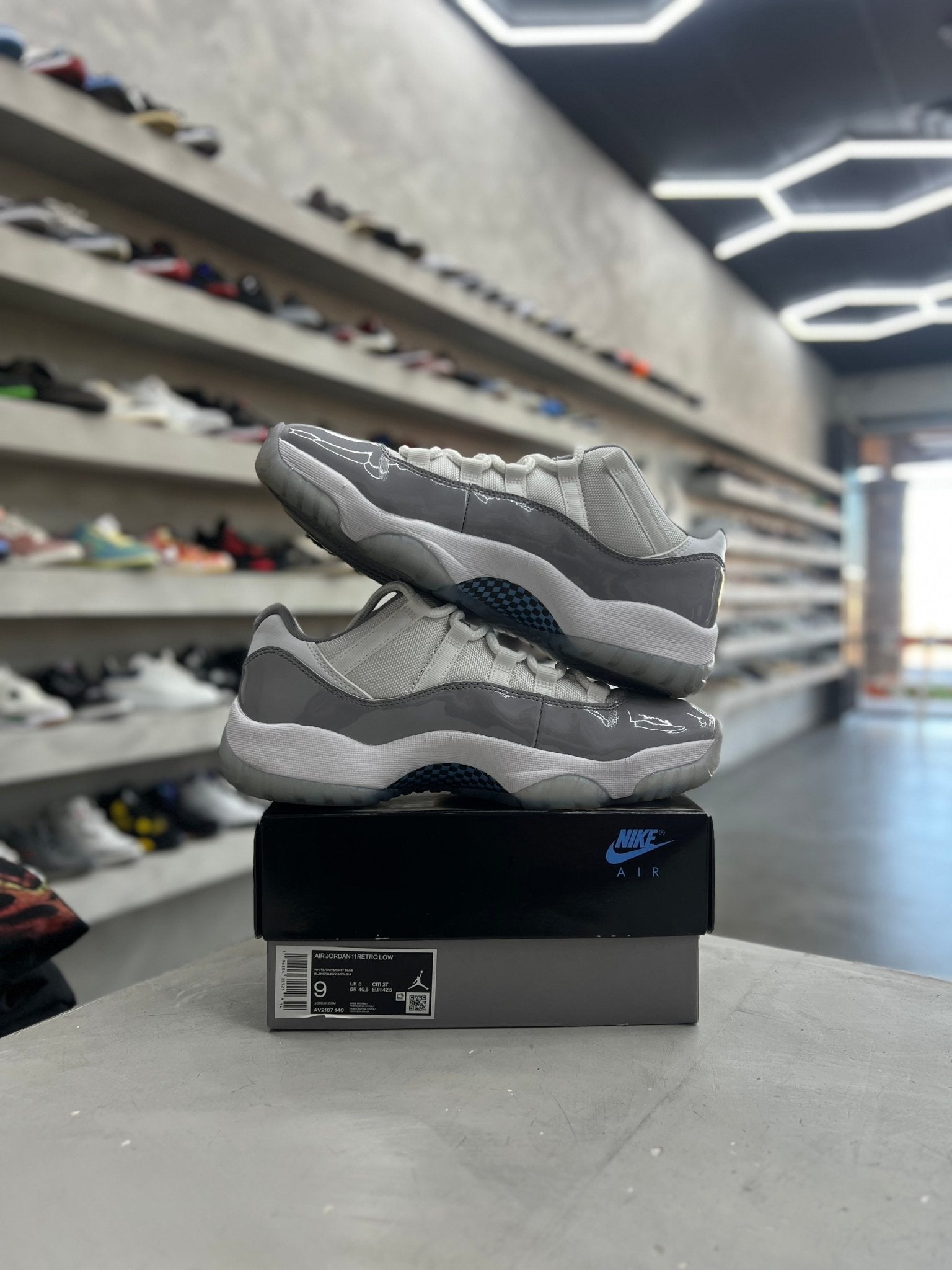 Jordan 11 Retro Low Cement Grey Sz 9 (PREOWNED) - Restock AveJordan 11 Retro Low Cement Grey Sz 9 (PREOWNED)Restock AveRestock Ave912553075Restock Ave