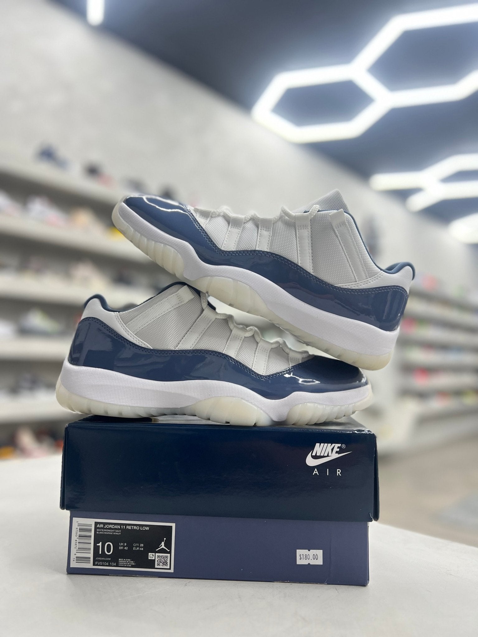 Jordan 11 Retro Low Diffused Blue Sz 10 (PREOWNED) - Restock AveJordan 11 Retro Low Diffused Blue Sz 10 (PREOWNED)Restock AveRestock Ave10Restock Ave
