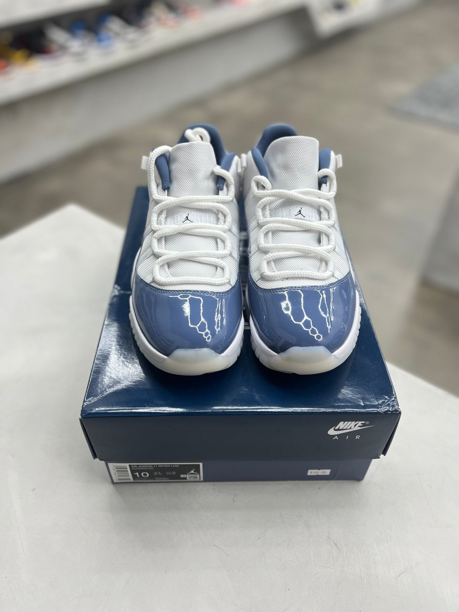 Jordan 11 Retro Low Diffused Blue Sz 10 (PREOWNED) - Restock AveJordan 11 Retro Low Diffused Blue Sz 10 (PREOWNED)Restock AveRestock Ave10Restock Ave