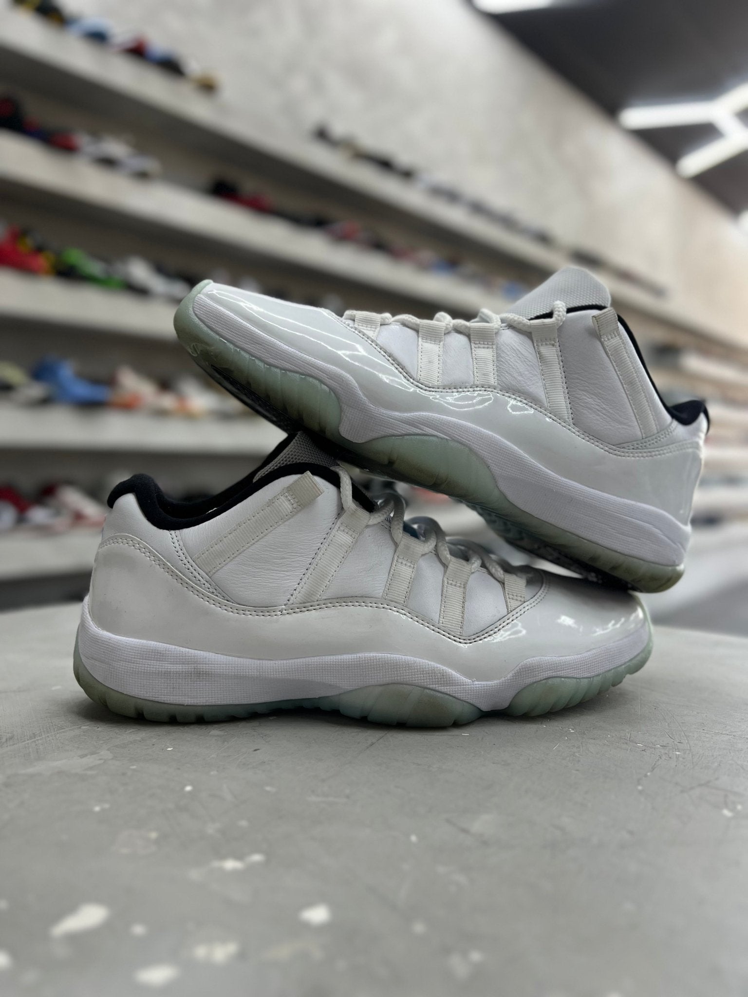 Jordan 11 Retro Low Legend Blue Sz 10 (PREOWNED)(NO BOX) - Restock AveJordan 11 Retro Low Legend Blue Sz 10 (PREOWNED)(NO BOX)Restock AveRestock Ave10Restock Ave