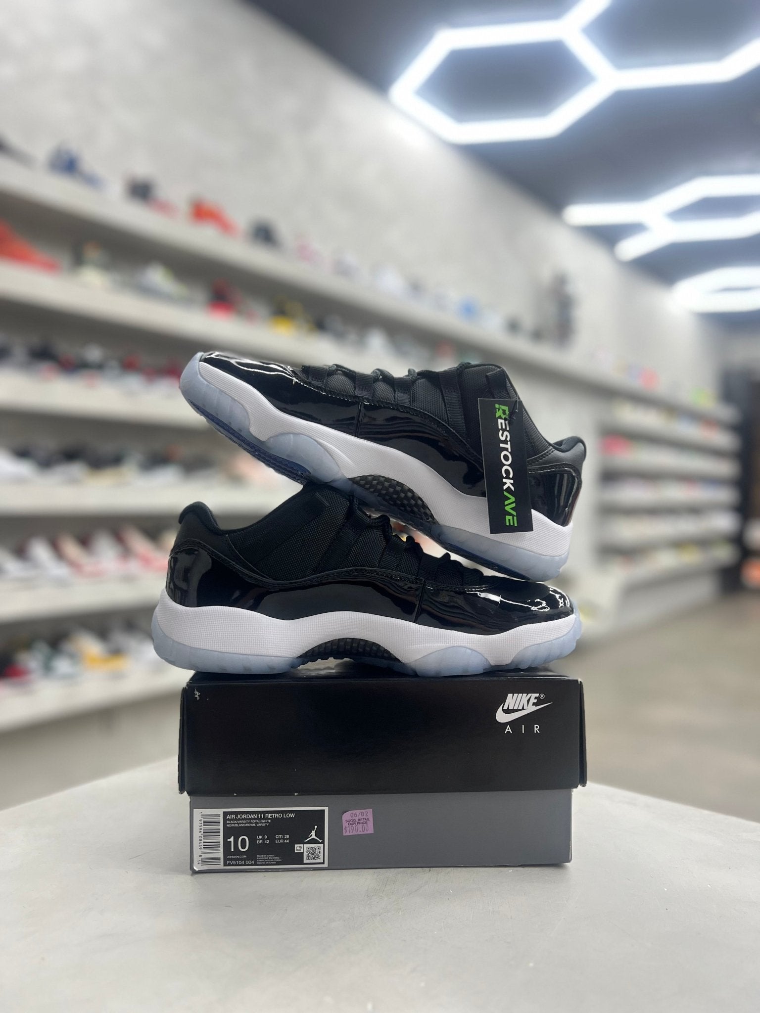 Jordan 11 Retro Low Space Jam Sz 10 (PREOWNED) - Restock AveJordan 11 Retro Low Space Jam Sz 10 (PREOWNED)Restock AveRestock Ave10Restock Ave