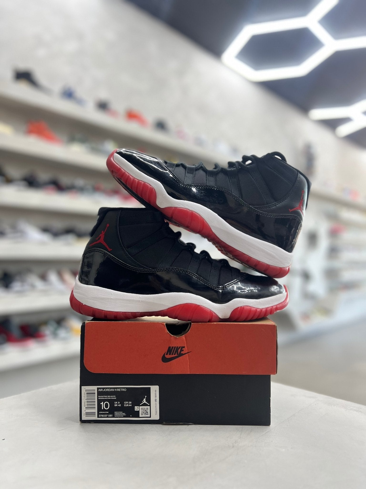 Jordan 11 Retro Playoffs Bred Sz 10 (PREOWNED) - Restock AveJordan 11 Retro Playoffs Bred Sz 10 (PREOWNED)Restock AveRestock Ave10Restock Ave