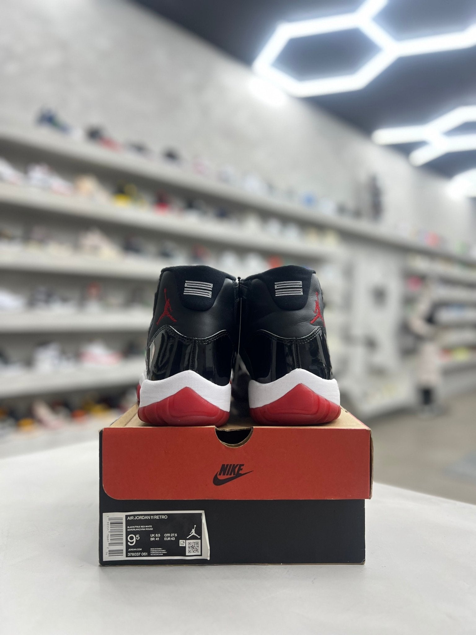 Jordan 11 Retro Playoffs Bred Sz 9.5 (PREOWNED) - Restock AveJordan 11 Retro Playoffs Bred Sz 9.5 (PREOWNED)Restock AveRestock Ave9.5Restock Ave