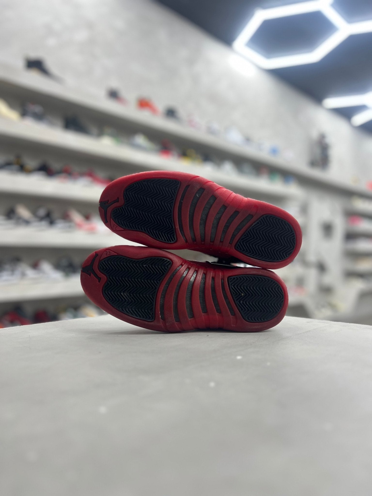 Jordan 12 Retro Flu Game (2016) Sz 8 (PREOWNED)(NO BOX) - Restock AveJordan 12 Retro Flu Game (2016) Sz 8 (PREOWNED)(NO BOX)Restock AveRestock Ave899550323Restock Ave