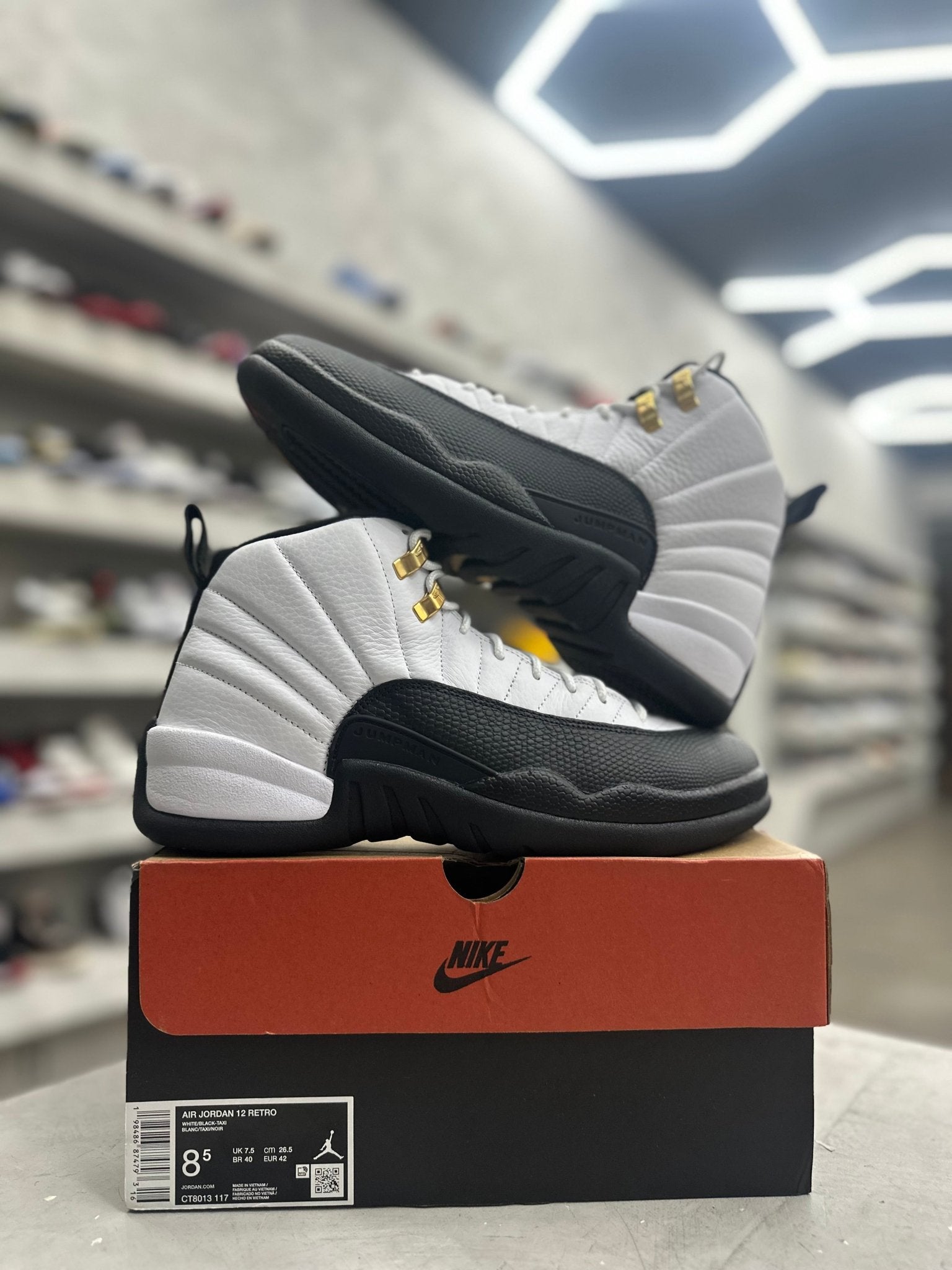 Jordan 12 Retro Taxi Sz 8.5 (PREOWNED) - Restock AveJordan 12 Retro Taxi Sz 8.5 (PREOWNED)Restock AveRestock Ave8.5Restock Ave