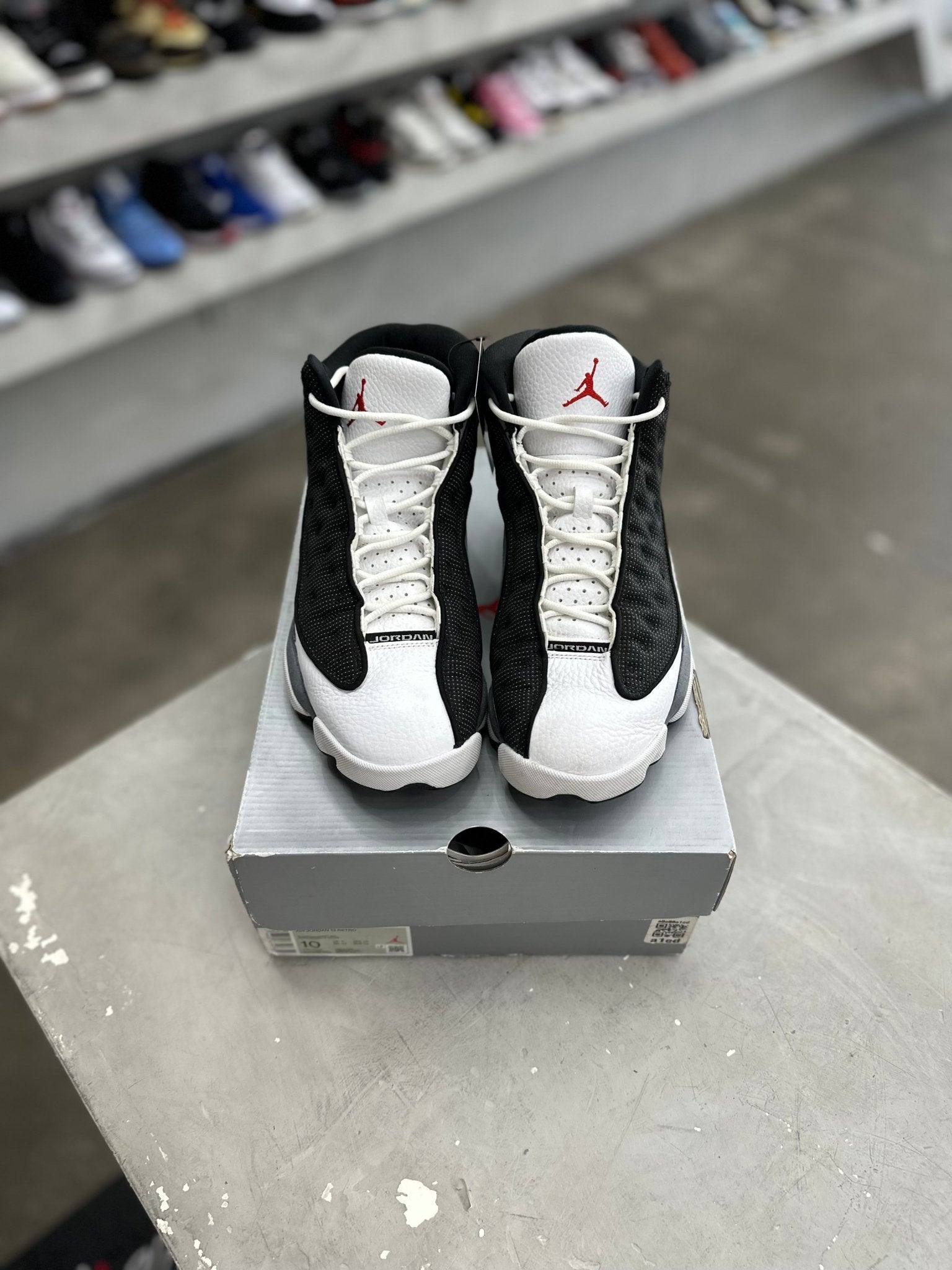 Jordan 13 Retro Black Flint Sz 10 (PREOWNED) - Restock AveJordan 13 Retro Black Flint Sz 10 (PREOWNED)Restock AveRestock Ave10Restock Ave
