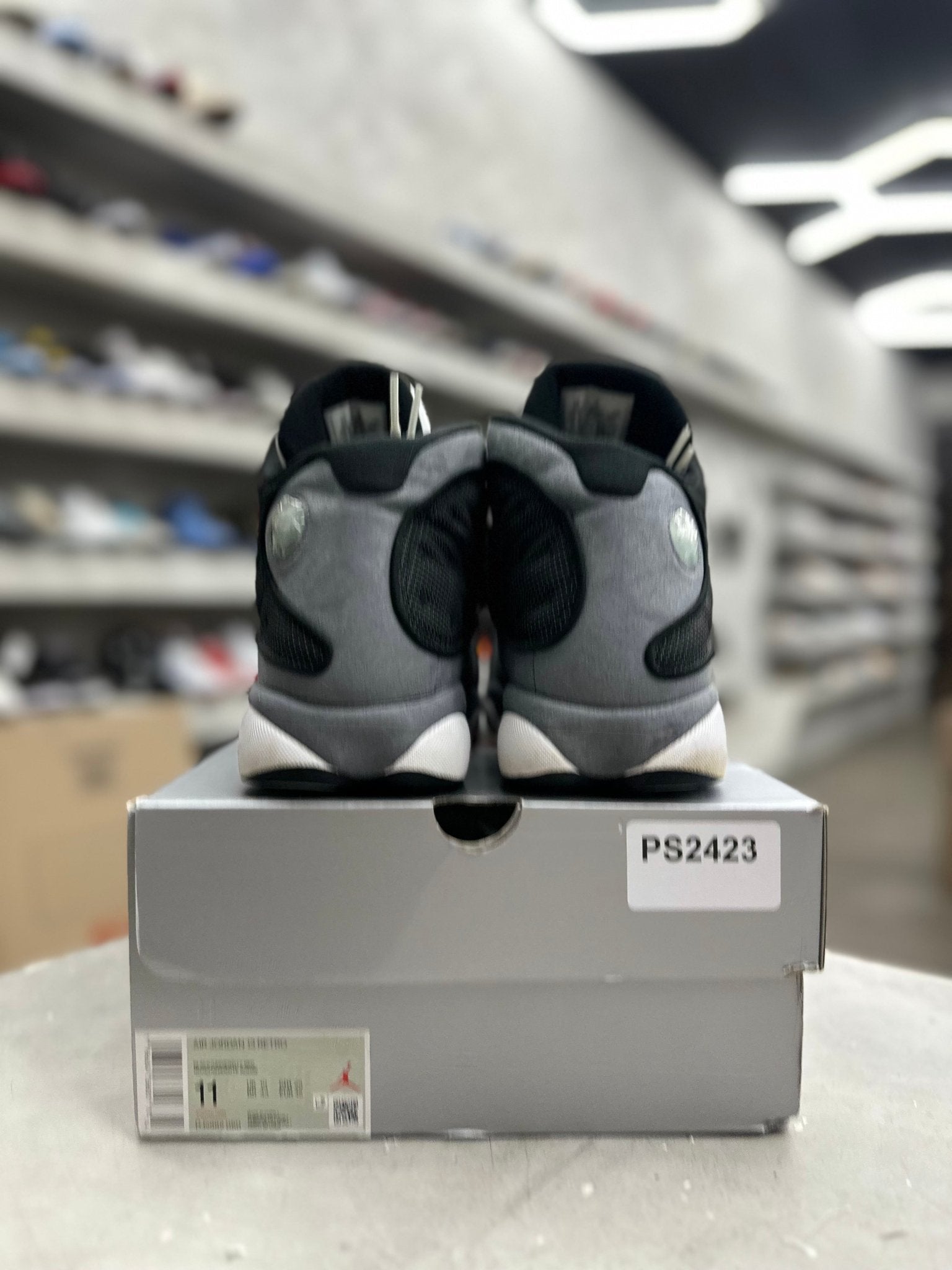 Jordan 13 Retro Black Flint Sz 11 (PREOWNED) - Restock AveJordan 13 Retro Black Flint Sz 11 (PREOWNED)Restock AveRestock Ave11Restock Ave