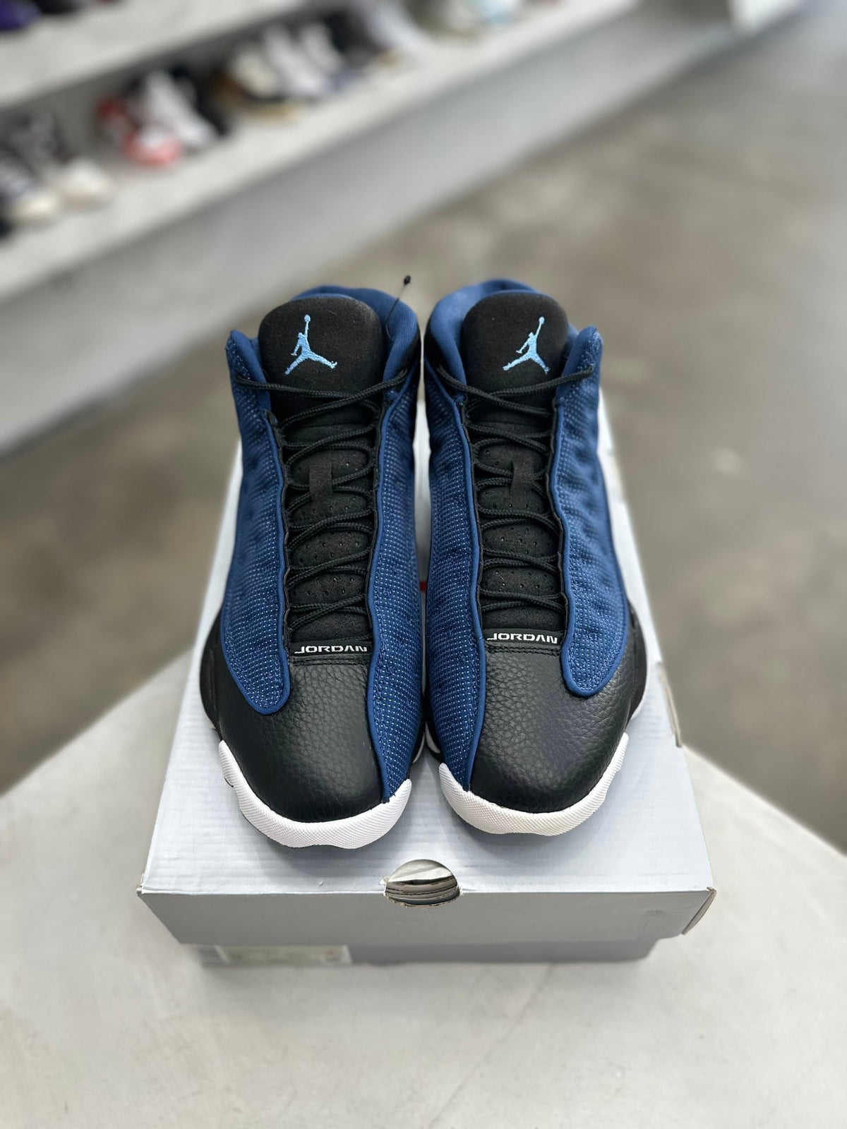 Jordan 13 Retro Brave Blue Sz 9.5 (PREOWNED) - Restock AveJordan 13 Retro Brave Blue Sz 9.5 (PREOWNED)Restock AveRestock Ave9.5Restock Ave