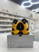 Jordan 13 Retro Carmelo Anthony Class Of 2002 (PREOWNED) Sz 12 - Restock AveJordan 13 Retro Carmelo Anthony Class Of 2002 (PREOWNED) Sz 12Restock AveRestock Ave1283523187Restock Ave