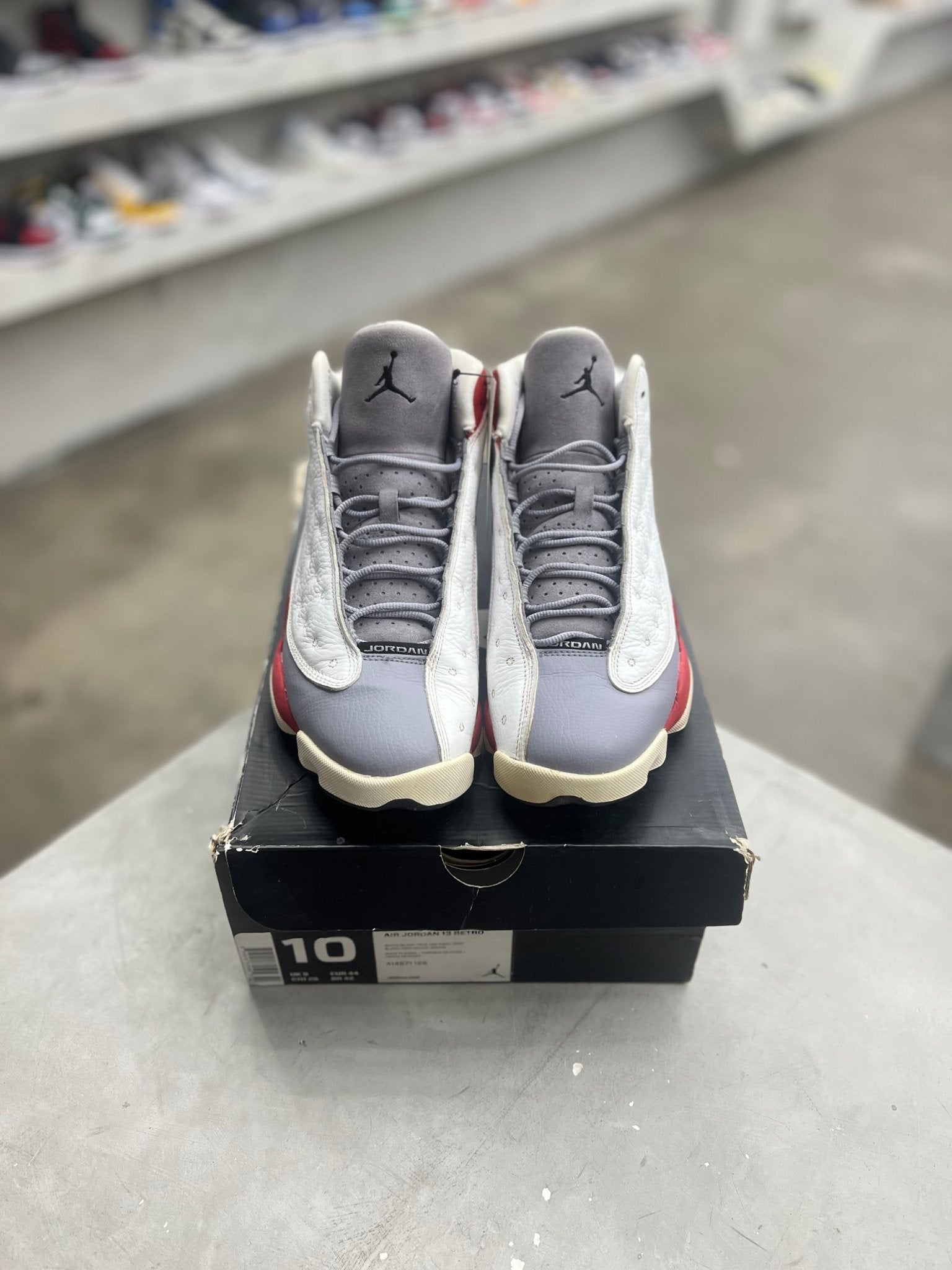 Jordan 13 Retro Grey Toe Sz 10 (PREOWNED) - Restock AveJordan 13 Retro Grey Toe Sz 10 (PREOWNED)Restock AveRestock Ave10Restock Ave