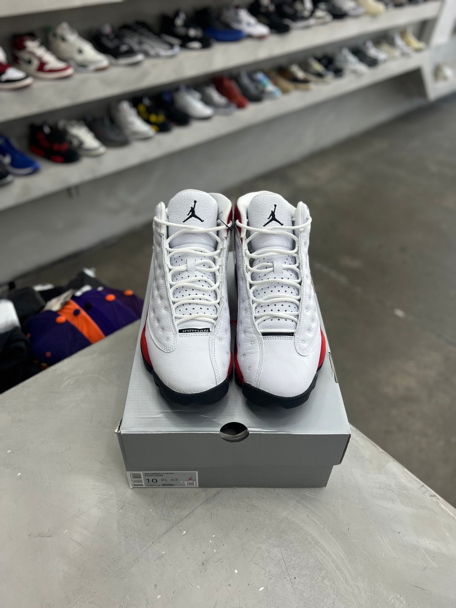 Jordan 13 Retro OG Chicago Sz 10 (PREOWNED) - Restock AveJordan 13 Retro OG Chicago Sz 10 (PREOWNED)Restock AveRestock Ave10Restock Ave
