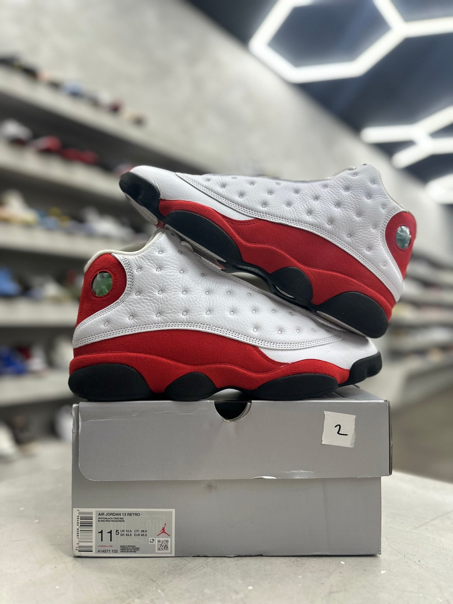 Jordan 13 Retro OG Chicago Sz 11.5 (PREOWNED) - Restock AveJordan 13 Retro OG Chicago Sz 11.5 (PREOWNED)Restock AveRestock Ave11.585301875Restock Ave