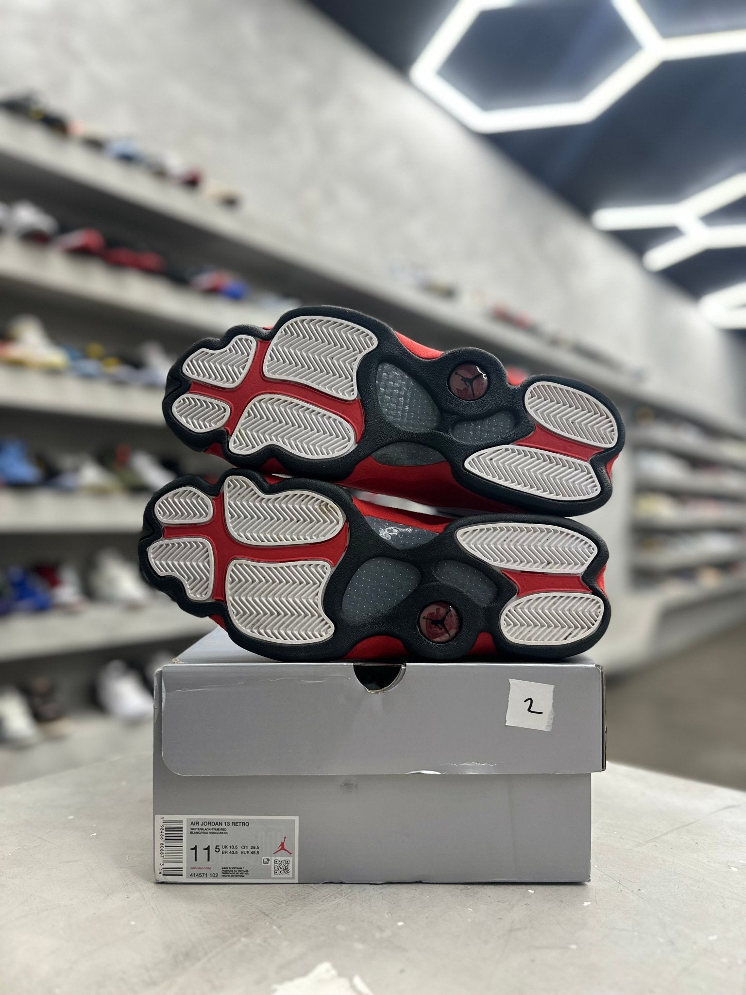 Jordan 13 Retro OG Chicago Sz 11.5 (PREOWNED) - Restock AveJordan 13 Retro OG Chicago Sz 11.5 (PREOWNED)Restock AveRestock Ave11.585301875Restock Ave