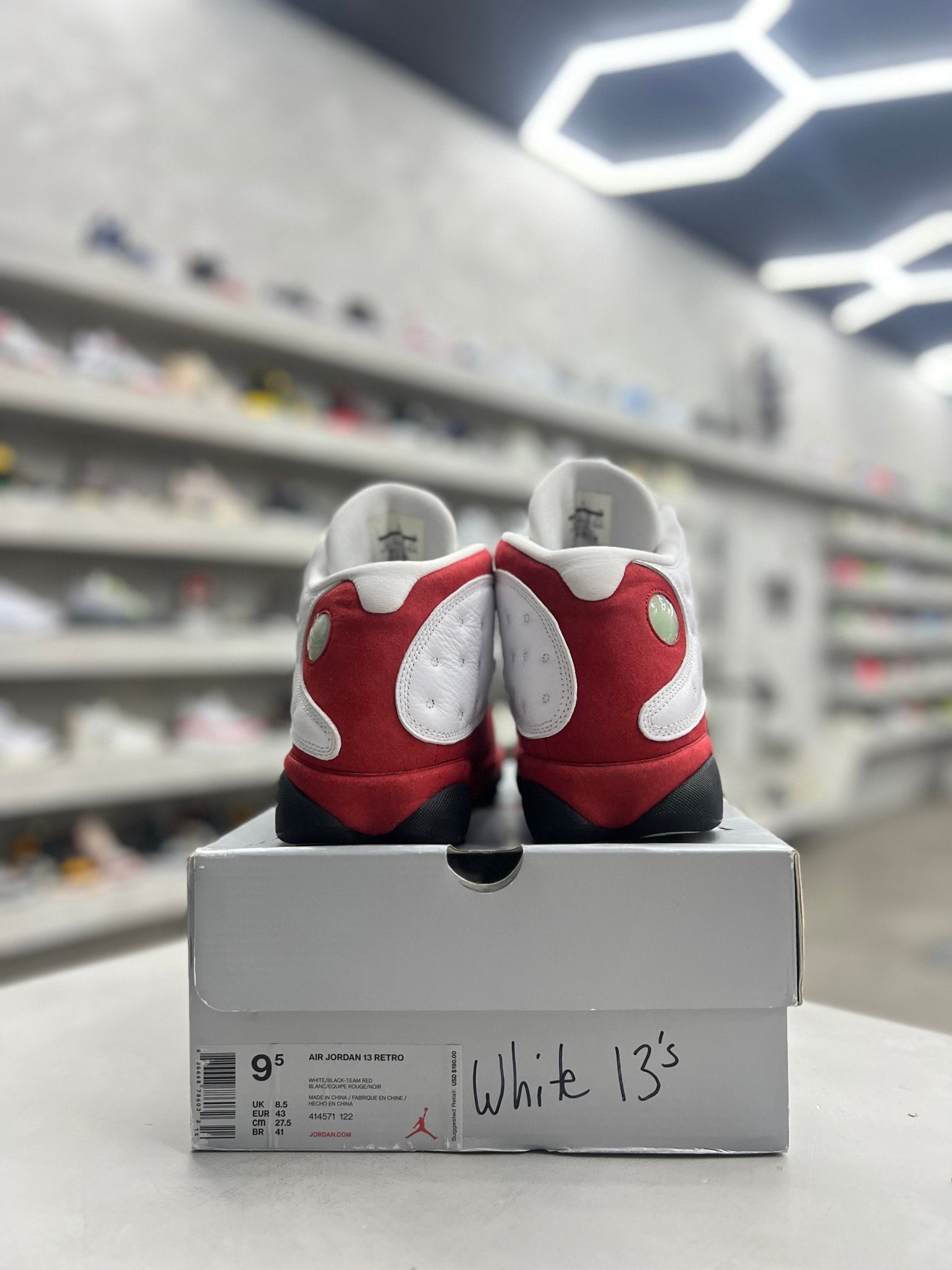 Jordan 13 Retro OG Chicago Sz 9.5 (PREOWNED) - Restock AveJordan 13 Retro OG Chicago Sz 9.5 (PREOWNED)Restock AveRestock Ave9.5Restock Ave