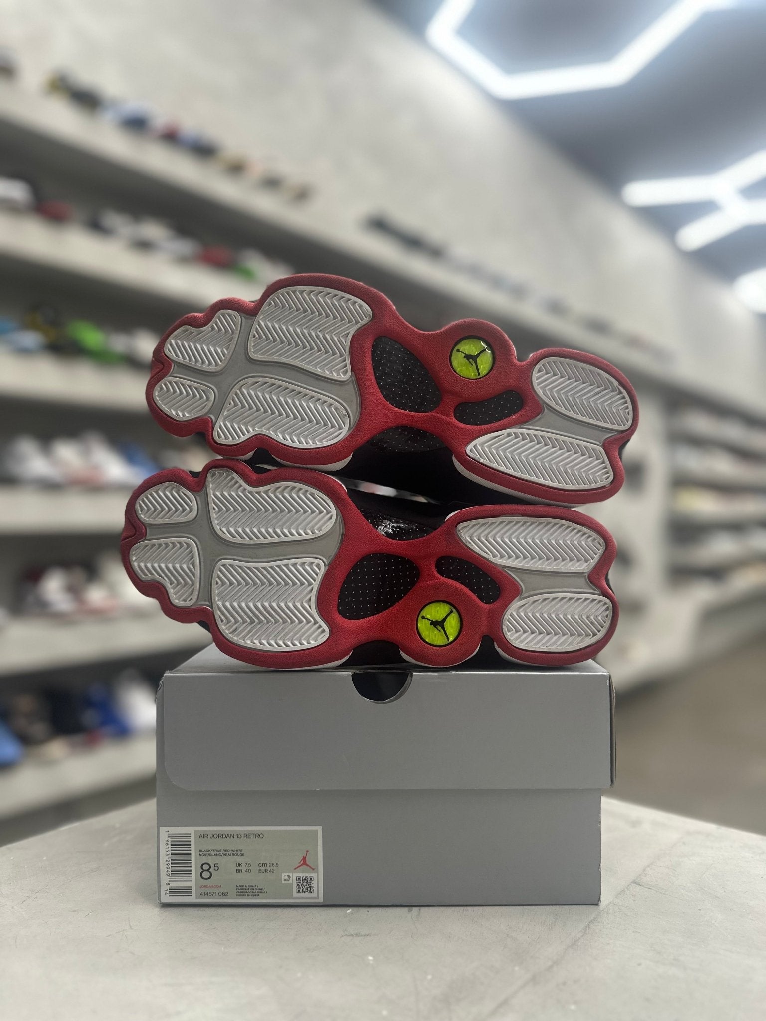 Jordan 13 Retro Playoffs Sz 8.5 (PREOWNED) - Restock AveJordan 13 Retro Playoffs Sz 8.5 (PREOWNED)Restock AveRestock Ave8.5Restock Ave