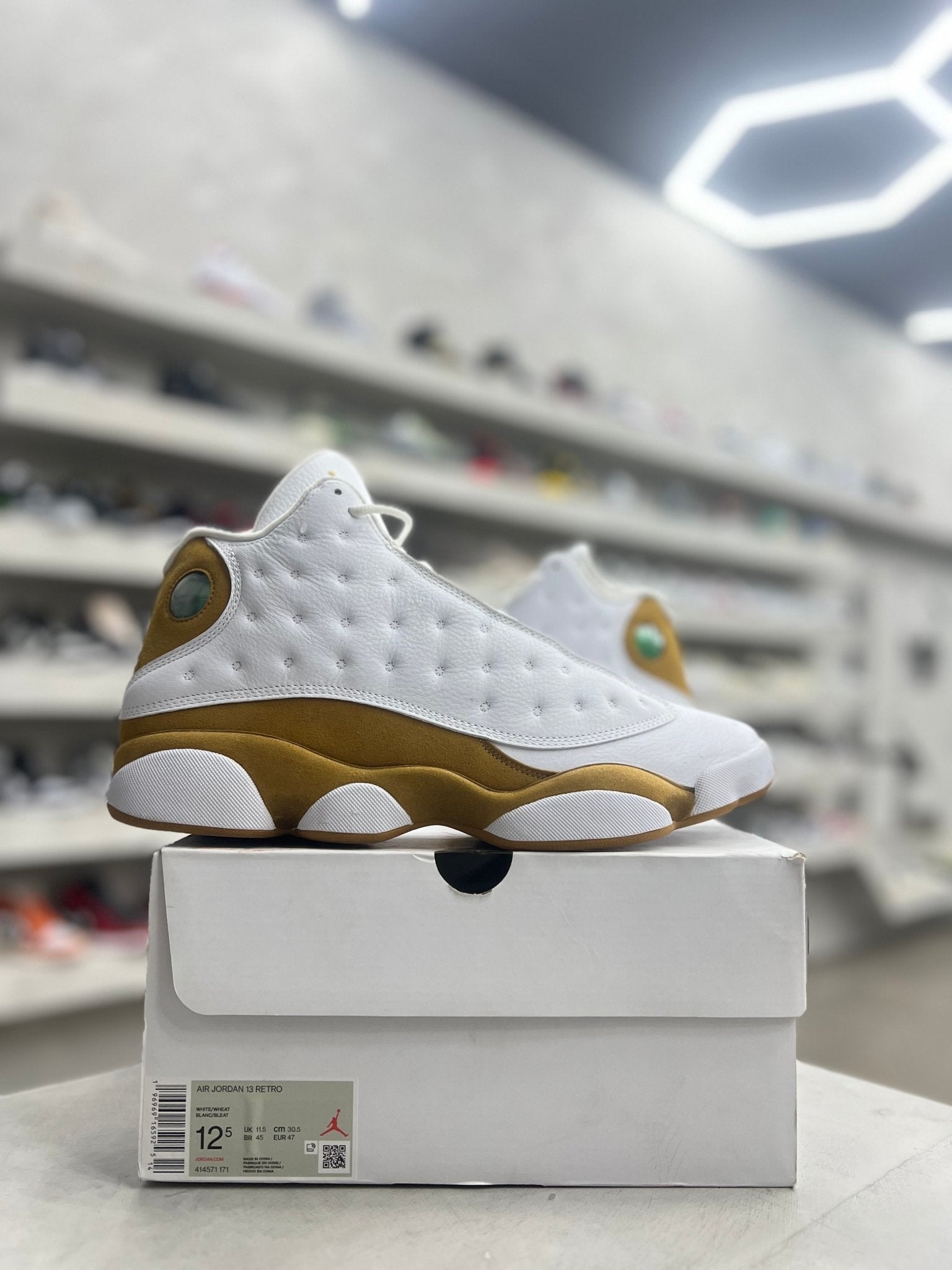 Jordan 13 Retro Wheat Sz 12.5 (PREOWNED) - Restock AveJordan 13 Retro Wheat Sz 12.5 (PREOWNED)Restock AveRestock Ave12.5Restock Ave