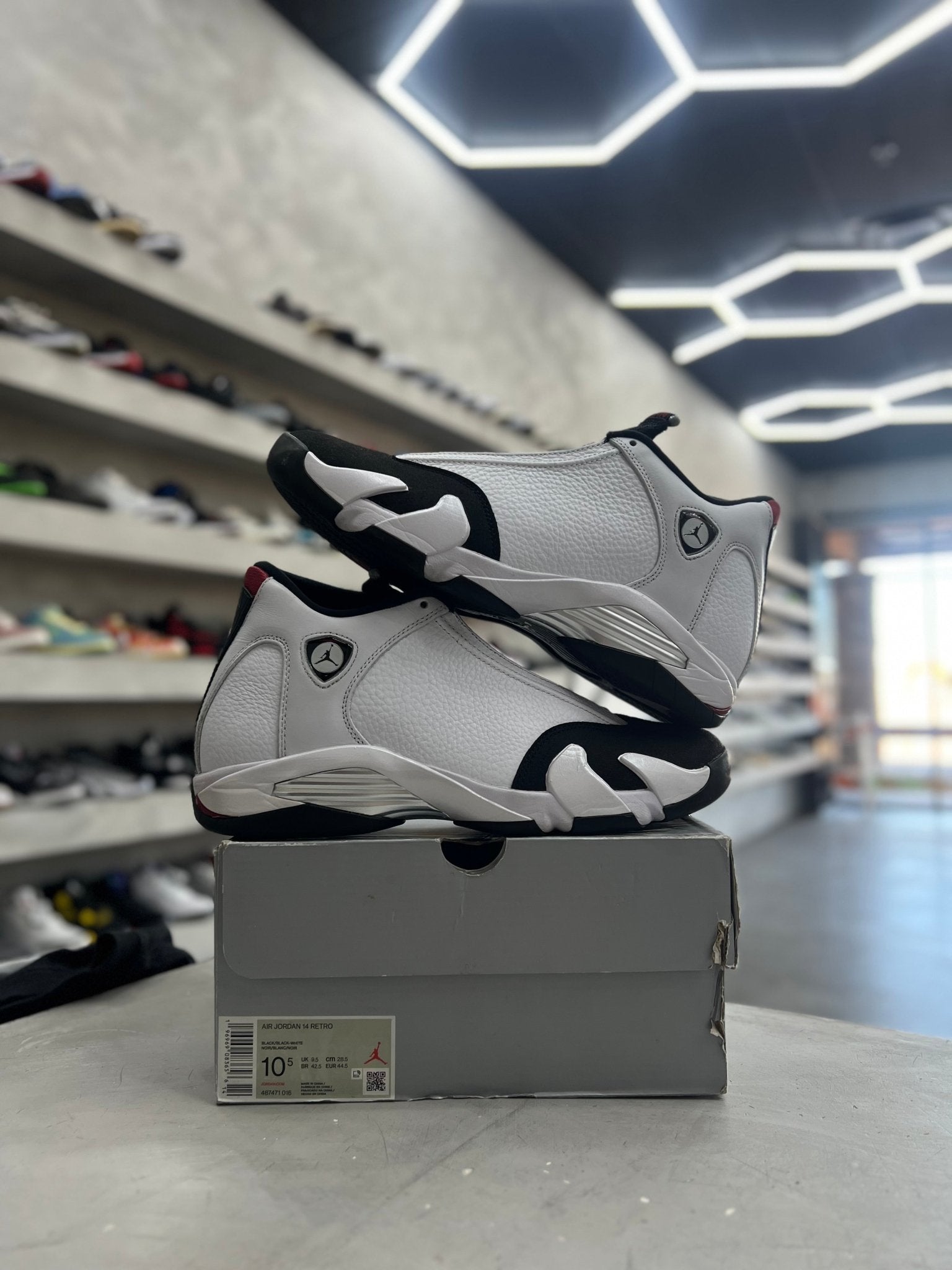 Jordan 14 Retro Black Toe (PREOWNED) (REPLACEMENT BOX) - Restock AveJordan 14 Retro Black Toe (PREOWNED) (REPLACEMENT BOX)Restock AveRestock Ave10.5Restock Ave