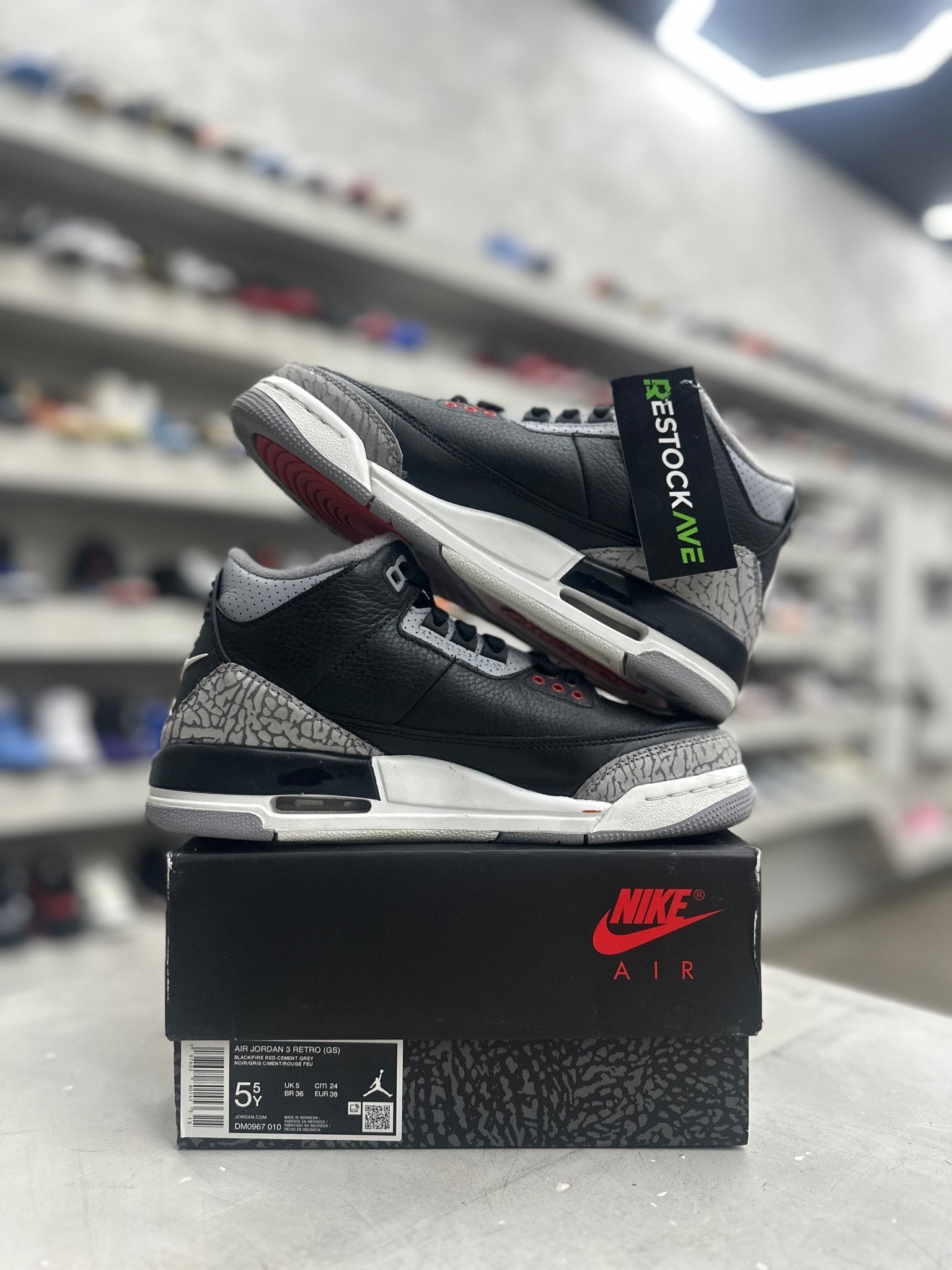 Jordan 3 Retro Black Cement Sz 5.5 (PREOWNED) - Restock AveJordan 3 Retro Black Cement Sz 5.5 (PREOWNED)Restock AveRestock Ave6.5Restock Ave