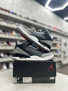 Jordan 3 Retro Black Cement Sz 7 (PREOWNED) - Restock AveJordan 3 Retro Black Cement Sz 7 (PREOWNED)Restock AveRestock Ave7Restock Ave
