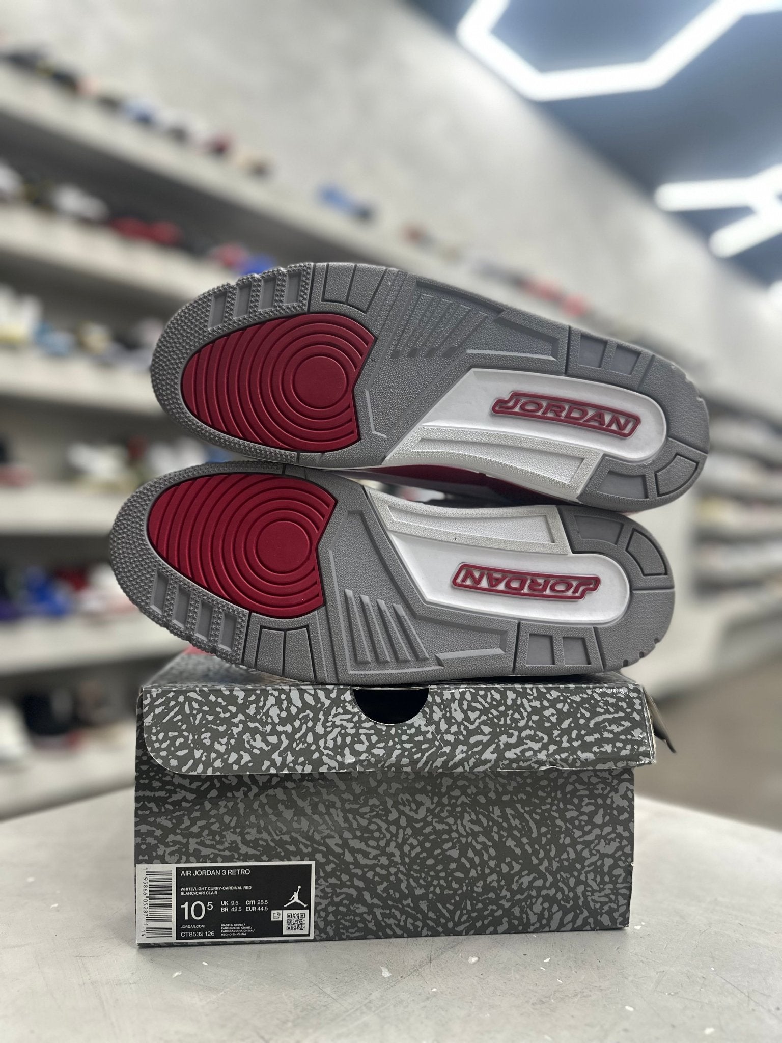Jordan 3 Retro Cardinal Red Sz 10.5 (PREOWNED) - Restock AveJordan 3 Retro Cardinal Red Sz 10.5 (PREOWNED)Restock AveRestock Ave10.5Restock Ave