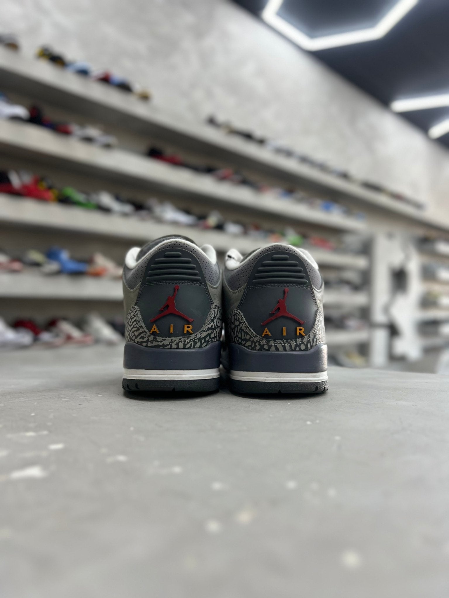 Jordan 3 Retro Cool Grey Sz 11.5 (PREOWNED)(NO BOX) - Restock AveJordan 3 Retro Cool Grey Sz 11.5 (PREOWNED)(NO BOX)Restock AveRestock Ave11.5Restock Ave