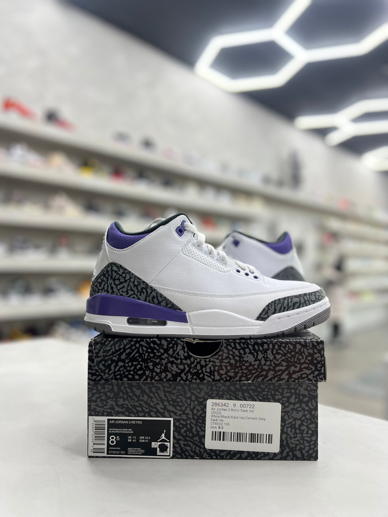 Jordan 3 Retro Dark Iris Sz 8.5 (PREOWNED) - Restock AveJordan 3 Retro Dark Iris Sz 8.5 (PREOWNED)Restock AveRestock Ave8.5Restock Ave