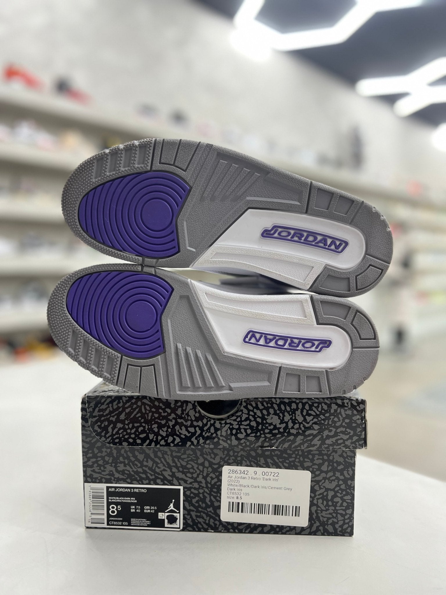 Jordan 3 Retro Dark Iris Sz 8.5 (PREOWNED) - Restock AveJordan 3 Retro Dark Iris Sz 8.5 (PREOWNED)Restock AveRestock Ave8.5Restock Ave