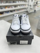 Jordan 3 Retro Dark Iris Sz 8.5 (PREOWNED) - Restock AveJordan 3 Retro Dark Iris Sz 8.5 (PREOWNED)Restock AveRestock Ave8.5Restock Ave