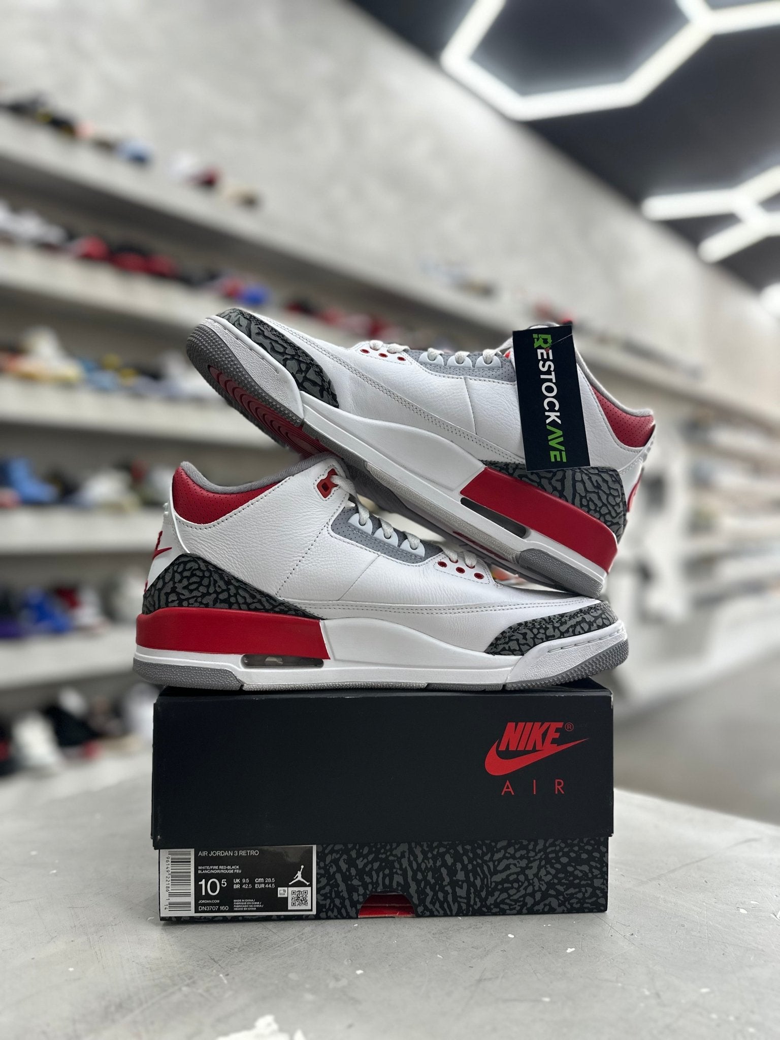 Jordan 3 Retro Fire Red Sz 10.5 (PREOWNED) - Restock AveJordan 3 Retro Fire Red Sz 10.5 (PREOWNED)Restock AveRestock Ave10.5Restock Ave