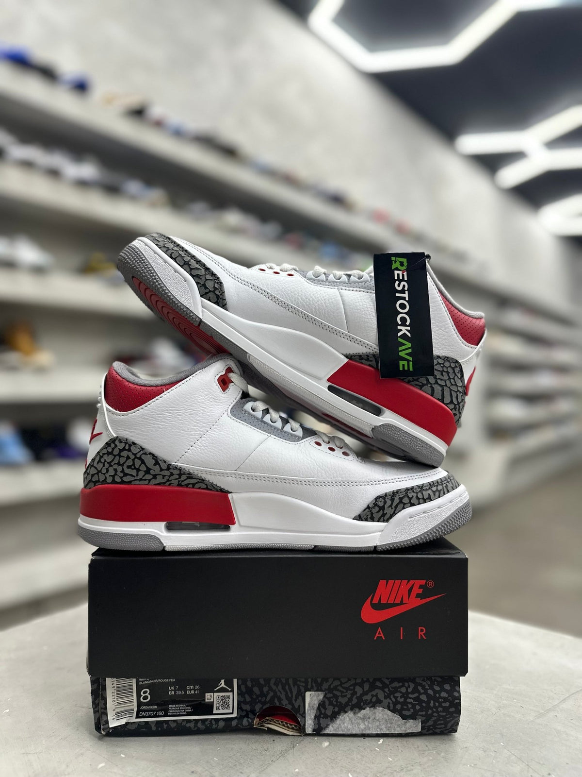 Jordan 3 Retro Fire Red Sz 8 (PREOWNED) - Restock AveJordan 3 Retro Fire Red Sz 8 (PREOWNED)Restock AveRestock Ave8Restock Ave
