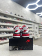 Jordan 3 Retro Fire Red Sz 8.5 (PREOWNED) - Restock AveJordan 3 Retro Fire Red Sz 8.5 (PREOWNED)Restock AveRestock Ave8.509461619Restock Ave