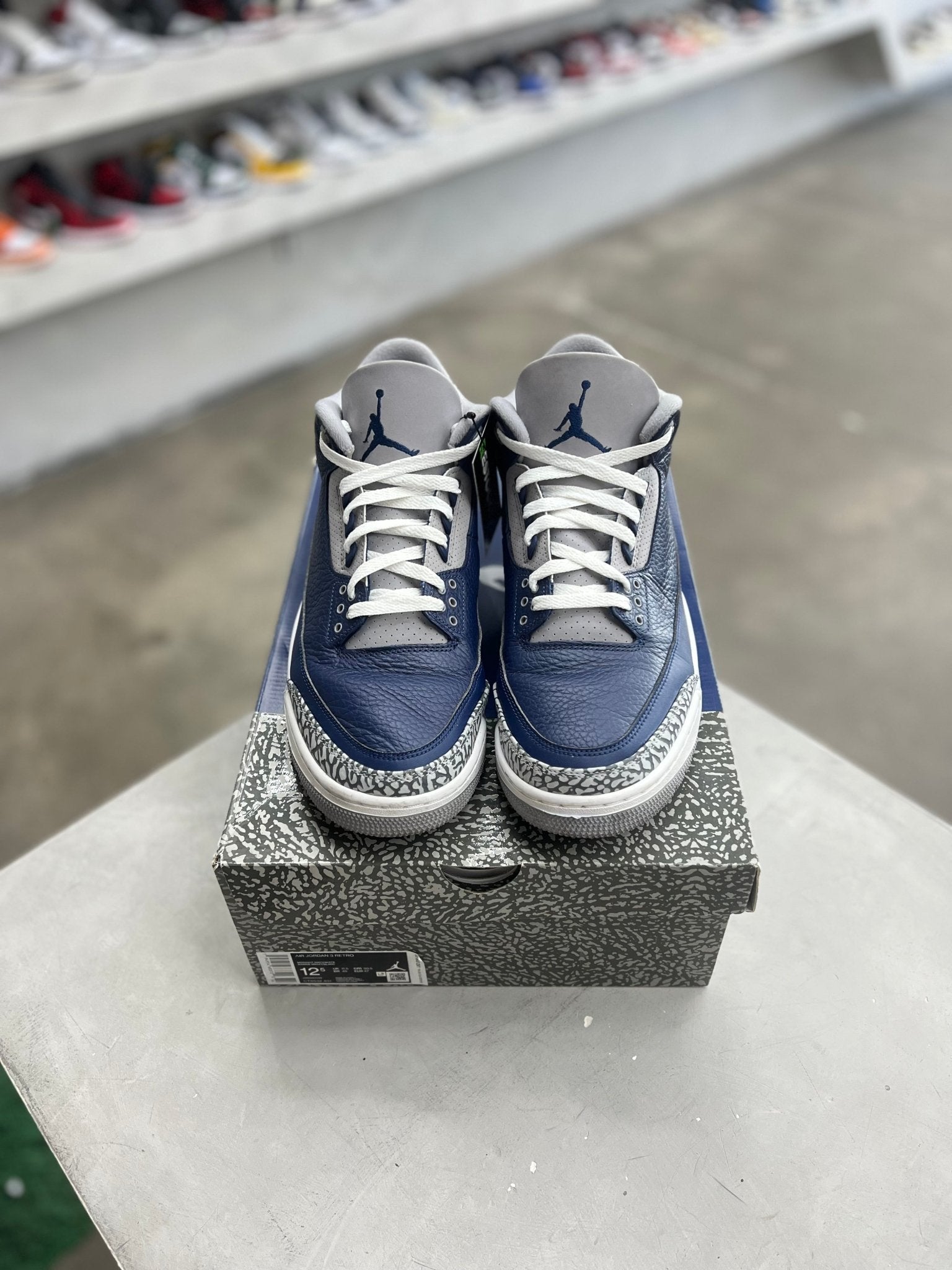 Jordan 3 Retro Georgetown Sz 12.5 (PREOWNED) - Restock AveJordan 3 Retro Georgetown Sz 12.5 (PREOWNED)Restock AveRestock Ave12.5Restock Ave