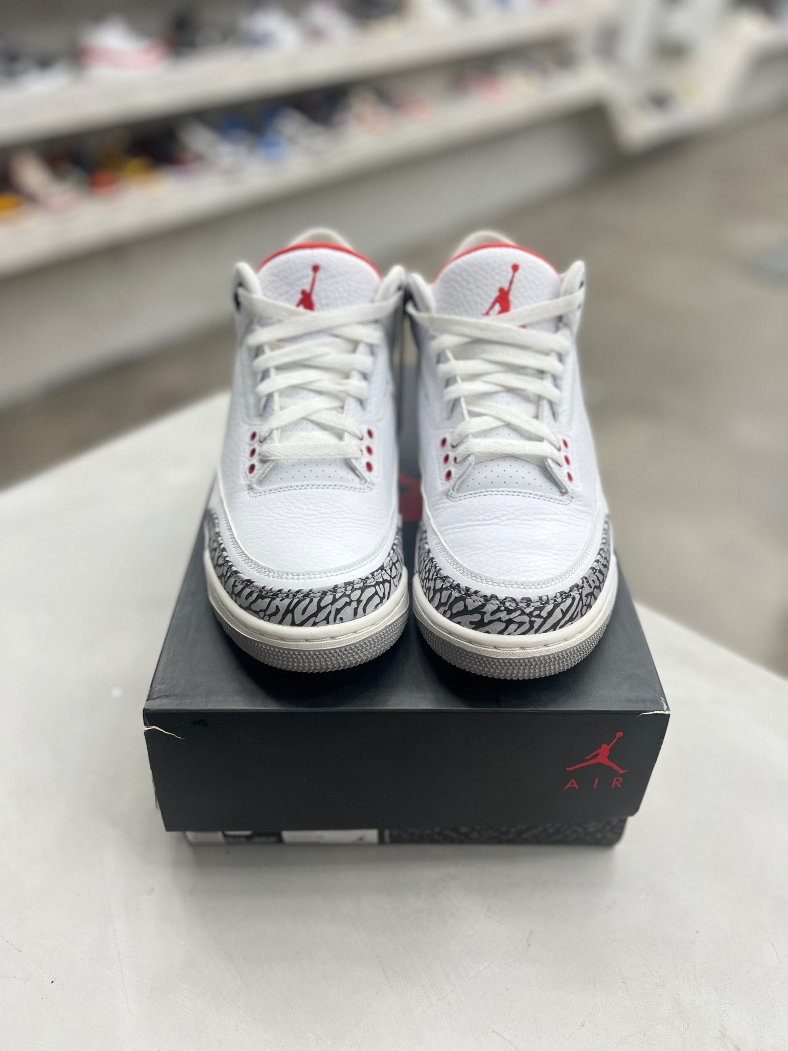 Jordan 3 Retro Hall of Fame Sz 8.5 (PREOWNED) - Restock AveJordan 3 Retro Hall of Fame Sz 8.5 (PREOWNED)Restock AveRestock Ave8.5Restock Ave