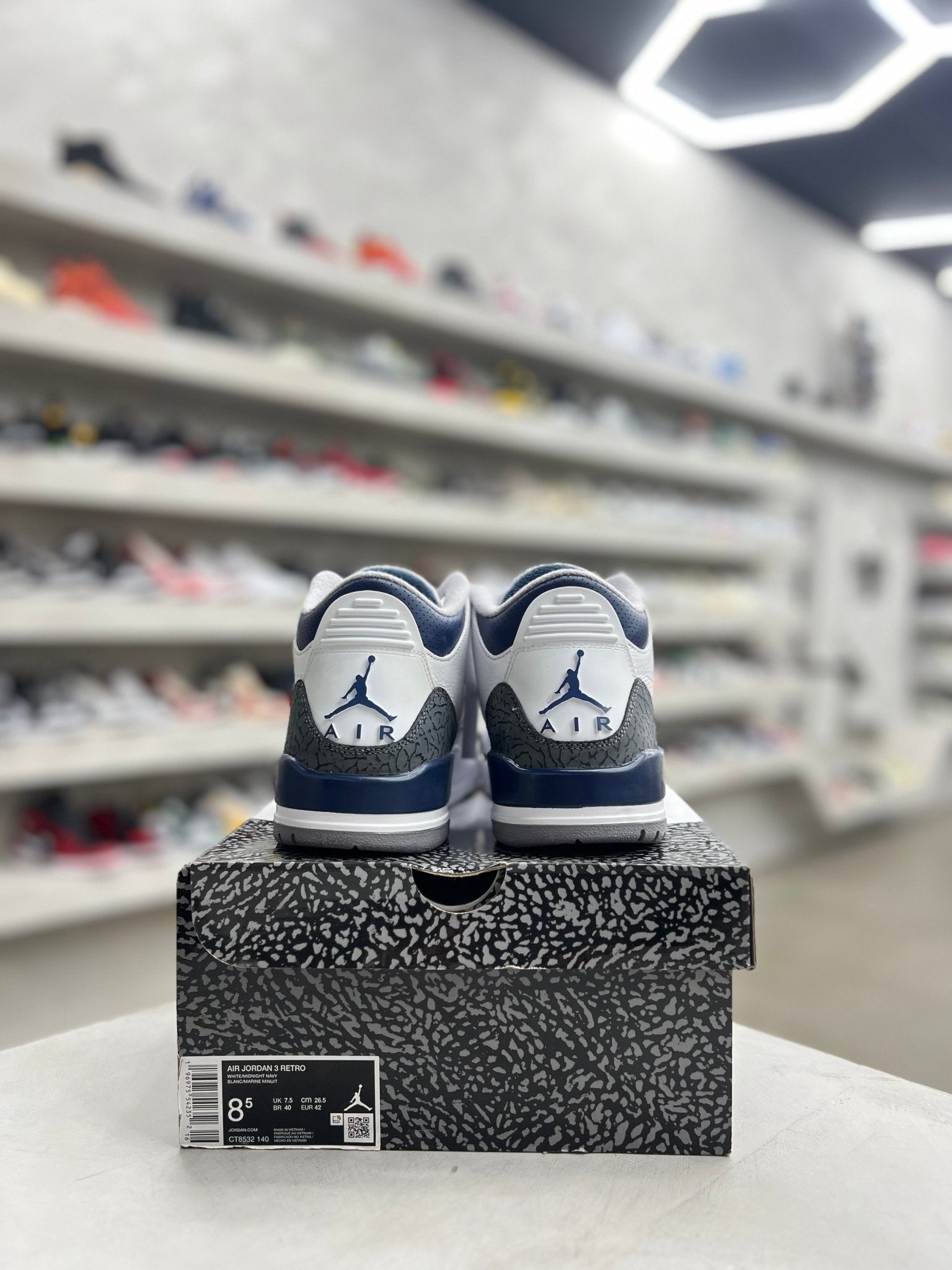 Jordan 3 Retro Midnight Navy Sz 8.5 (PREOWNED) - Restock AveJordan 3 Retro Midnight Navy Sz 8.5 (PREOWNED)Restock AveRestock Ave8.538631795Restock Ave
