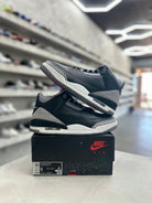 Jordan 3 Retro OG Black Cement Sz 9 (PREOWNED) - Restock AveJordan 3 Retro OG Black Cement Sz 9 (PREOWNED)Restock AveRestock Ave987149683Restock Ave