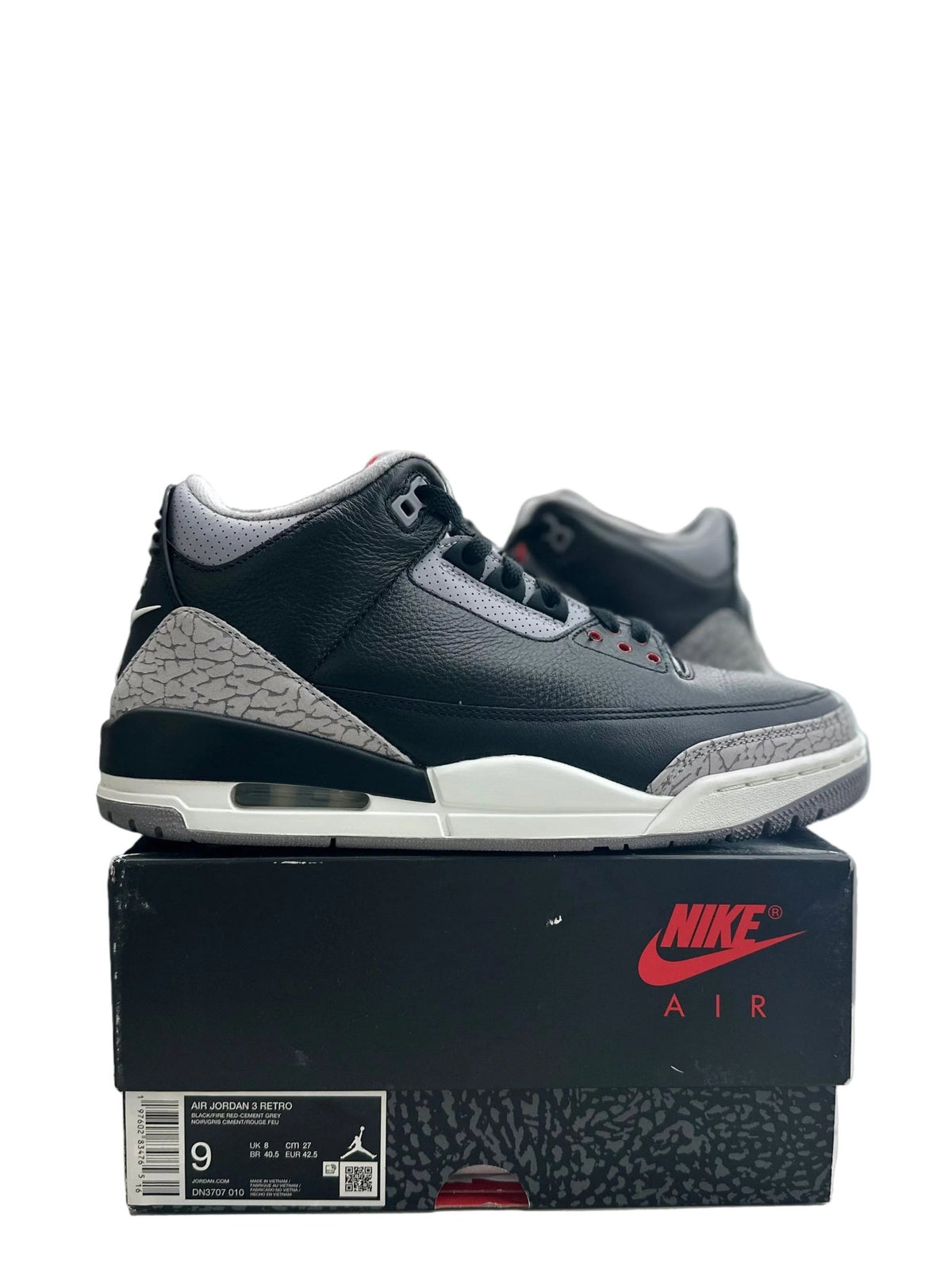 Jordan 3 Retro OG Black Cement Sz 9 (PREOWNED) - Restock AveJordan 3 Retro OG Black Cement Sz 9 (PREOWNED)Restock AveRestock Ave987149683Restock Ave