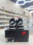 Jordan 3 Retro OG Black Cement Sz 9 (PREOWNED) - Restock AveJordan 3 Retro OG Black Cement Sz 9 (PREOWNED)Restock AveRestock Ave9Restock Ave
