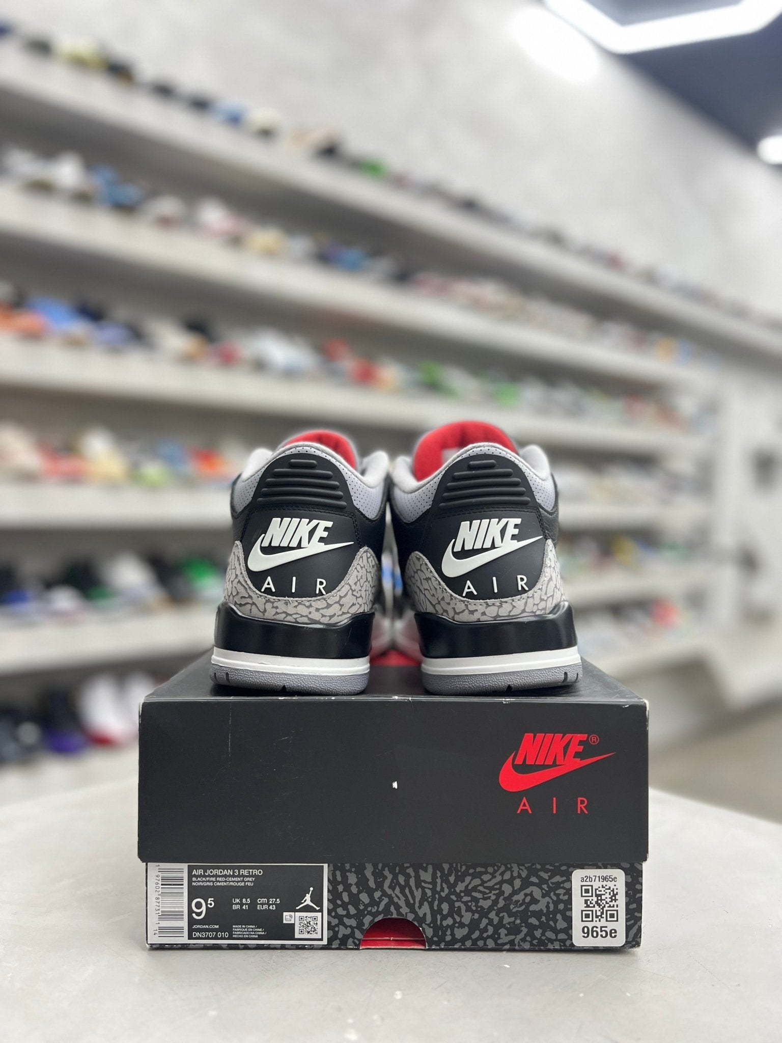 Jordan 3 Retro OG Black Cement Sz 9.5 (PREOWNED) - Restock AveJordan 3 Retro OG Black Cement Sz 9.5 (PREOWNED)Restock AveRestock Ave9.5Restock Ave