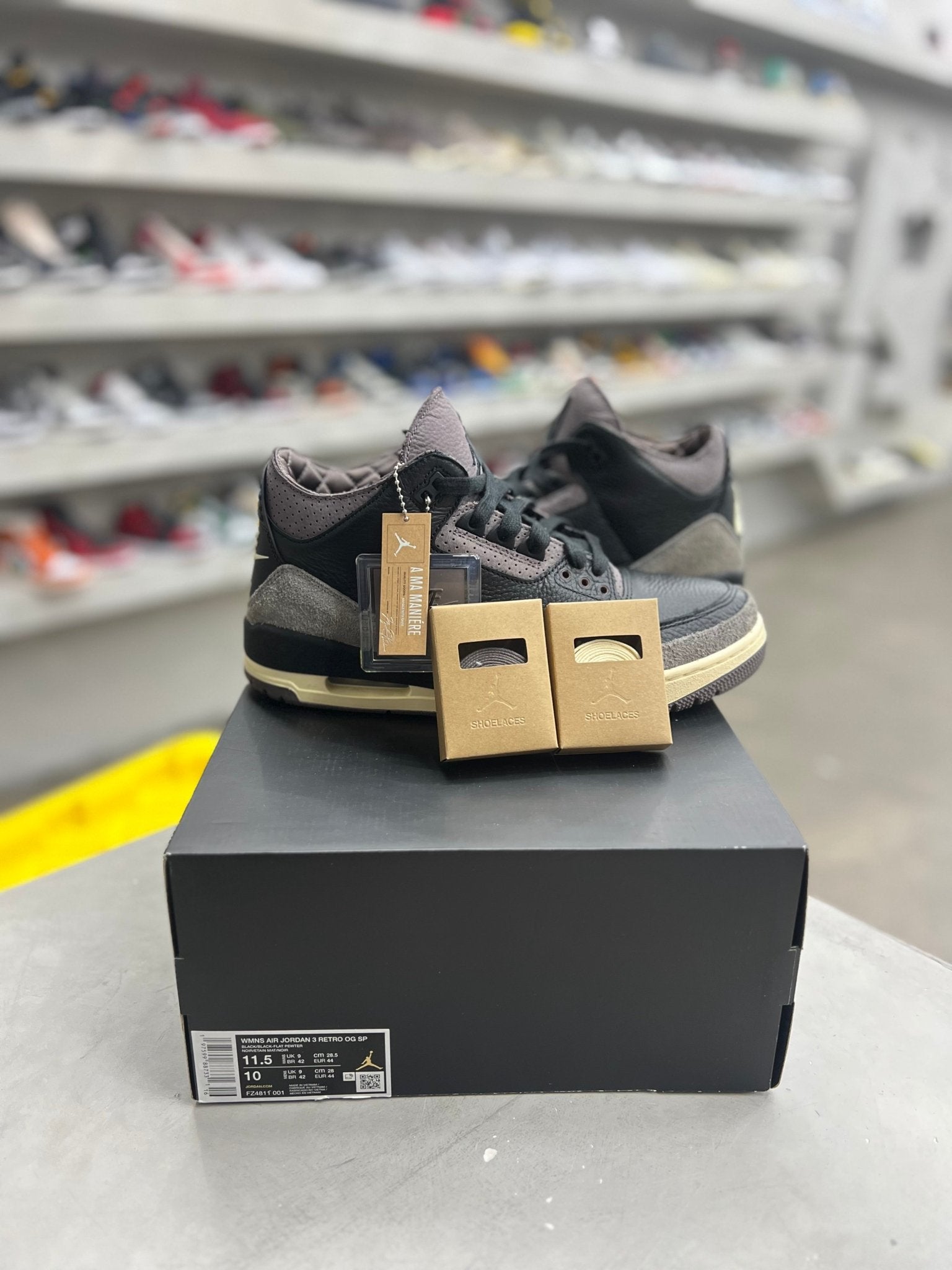 Jordan 3 Retro OG SP A Ma Maniére While You Were Sleeping Sz 10 (PREOWNED) - Restock AveJordan 3 Retro OG SP A Ma Maniére While You Were Sleeping Sz 10 (PREOWNED)Restock AveRestock Ave10Restock Ave