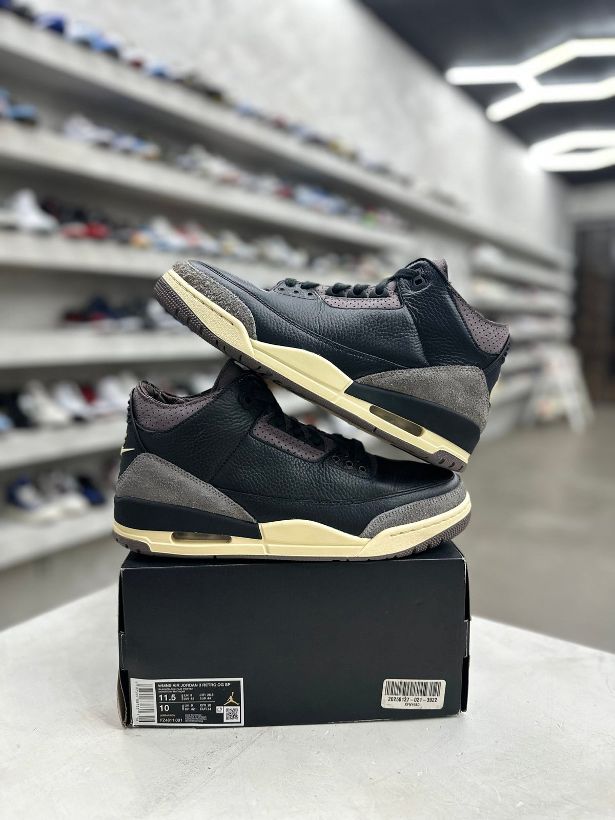 Jordan 3 Retro OG SP A Ma Maniére While You Were Sleeping Sz w11.5/10 (PREOWNED) - Restock AveJordan 3 Retro OG SP A Ma Maniére While You Were Sleeping Sz w11.5/10 (PREOWNED)Restock AveRestock AveW11.5/10menRestock Ave