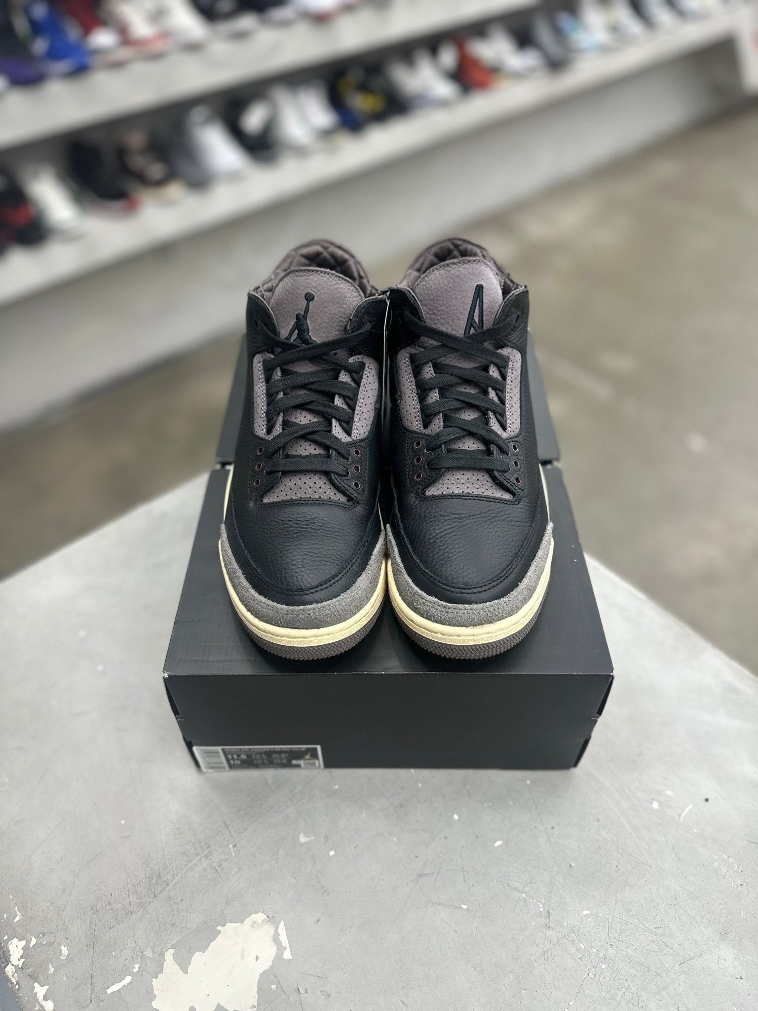 Jordan 3 Retro OG SP A Ma Maniére While You Were Sleeping Sz W11.5/10M (PREOWNED) - Restock AveJordan 3 Retro OG SP A Ma Maniére While You Were Sleeping Sz W11.5/10M (PREOWNED)Restock AveRestock AveW11.5/10menRestock Ave