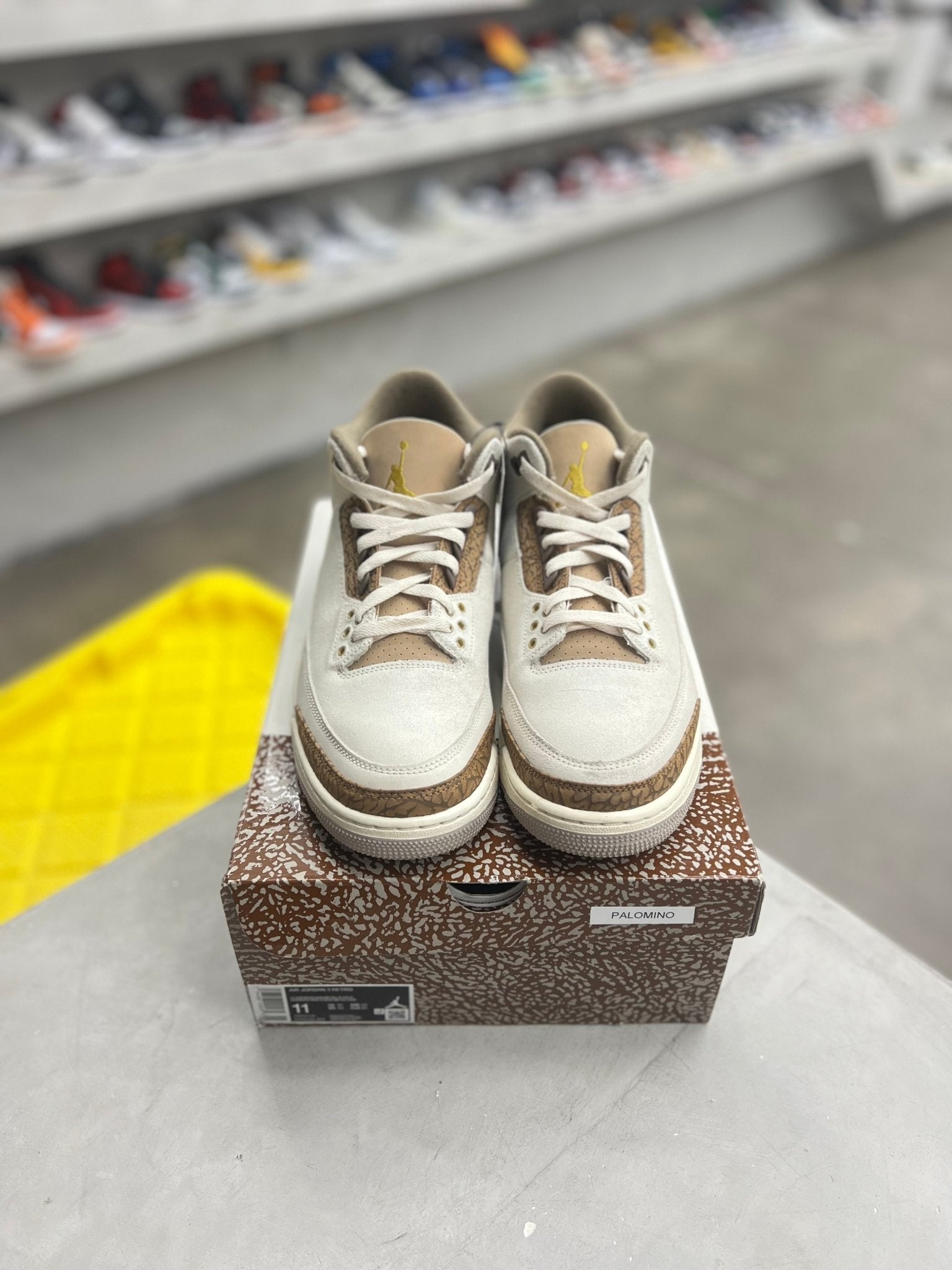 Jordan 3 Retro Palomino Sz 11 (PREOWNED) - Restock AveJordan 3 Retro Palomino Sz 11 (PREOWNED)Restock AveRestock Ave11Restock Ave
