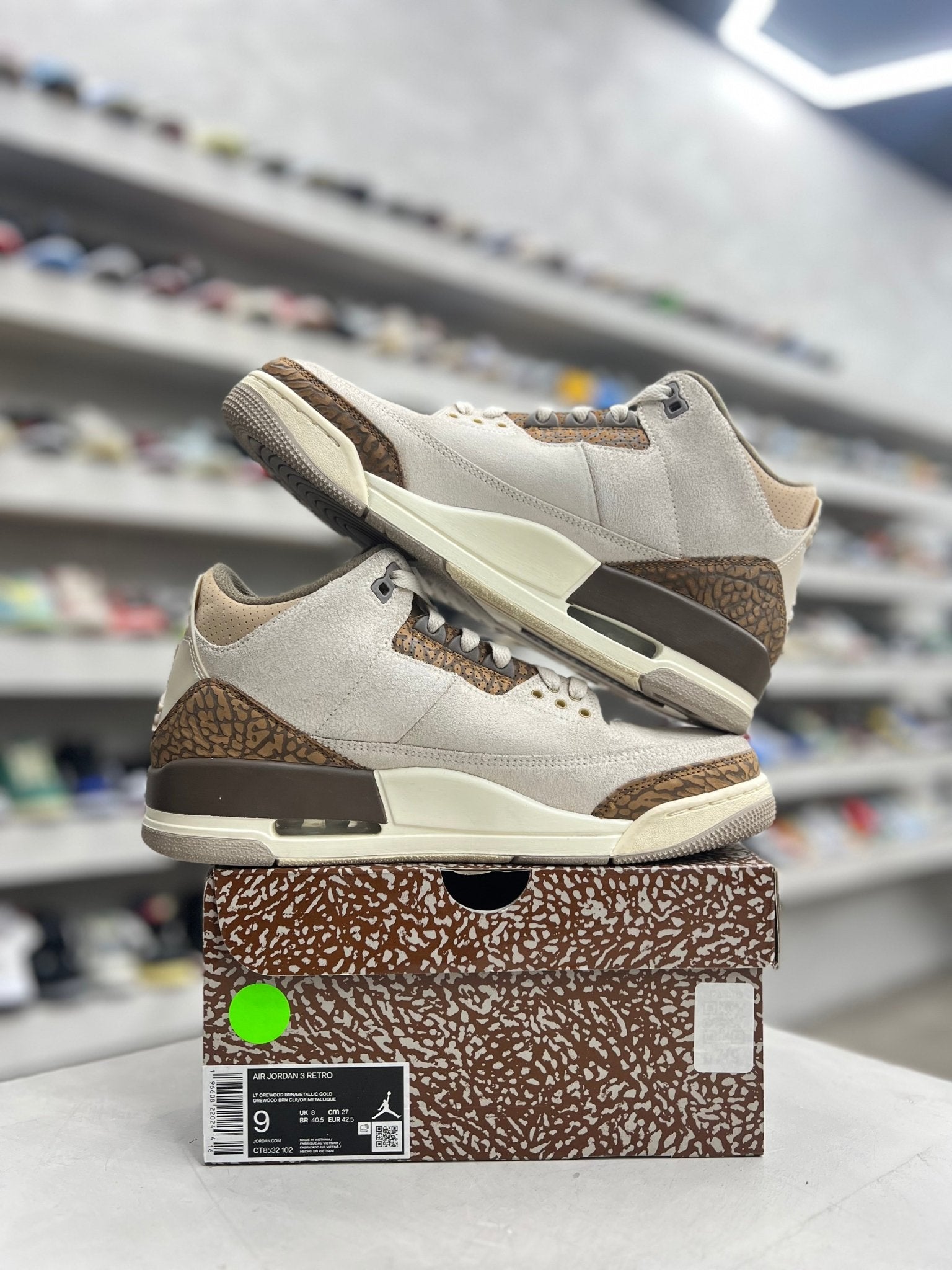 Jordan 3 Retro Palomino Sz 9 (PREOWNED) - Restock AveJordan 3 Retro Palomino Sz 9 (PREOWNED)Restock AveRestock Ave995232115Restock Ave