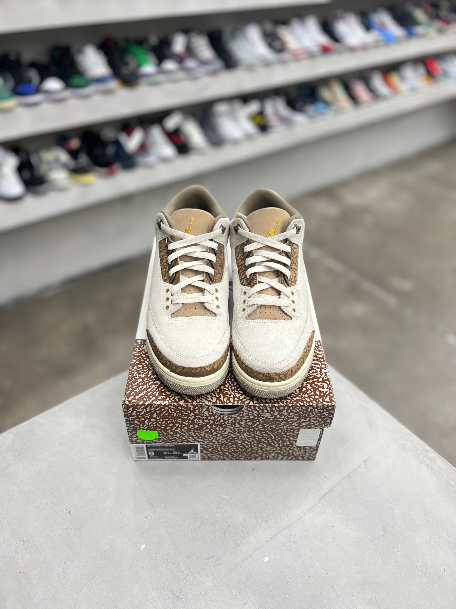 Jordan 3 Retro Palomino Sz 9 (PREOWNED) - Restock AveJordan 3 Retro Palomino Sz 9 (PREOWNED)Restock AveRestock Ave995232115Restock Ave