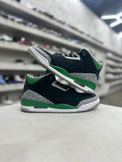 Jordan 3 Retro Pine Green Sz 12 (PREOWNED) (NO BOX) - Restock AveJordan 3 Retro Pine Green Sz 12 (PREOWNED) (NO BOX)Restock AveRestock Ave1200730995Restock Ave