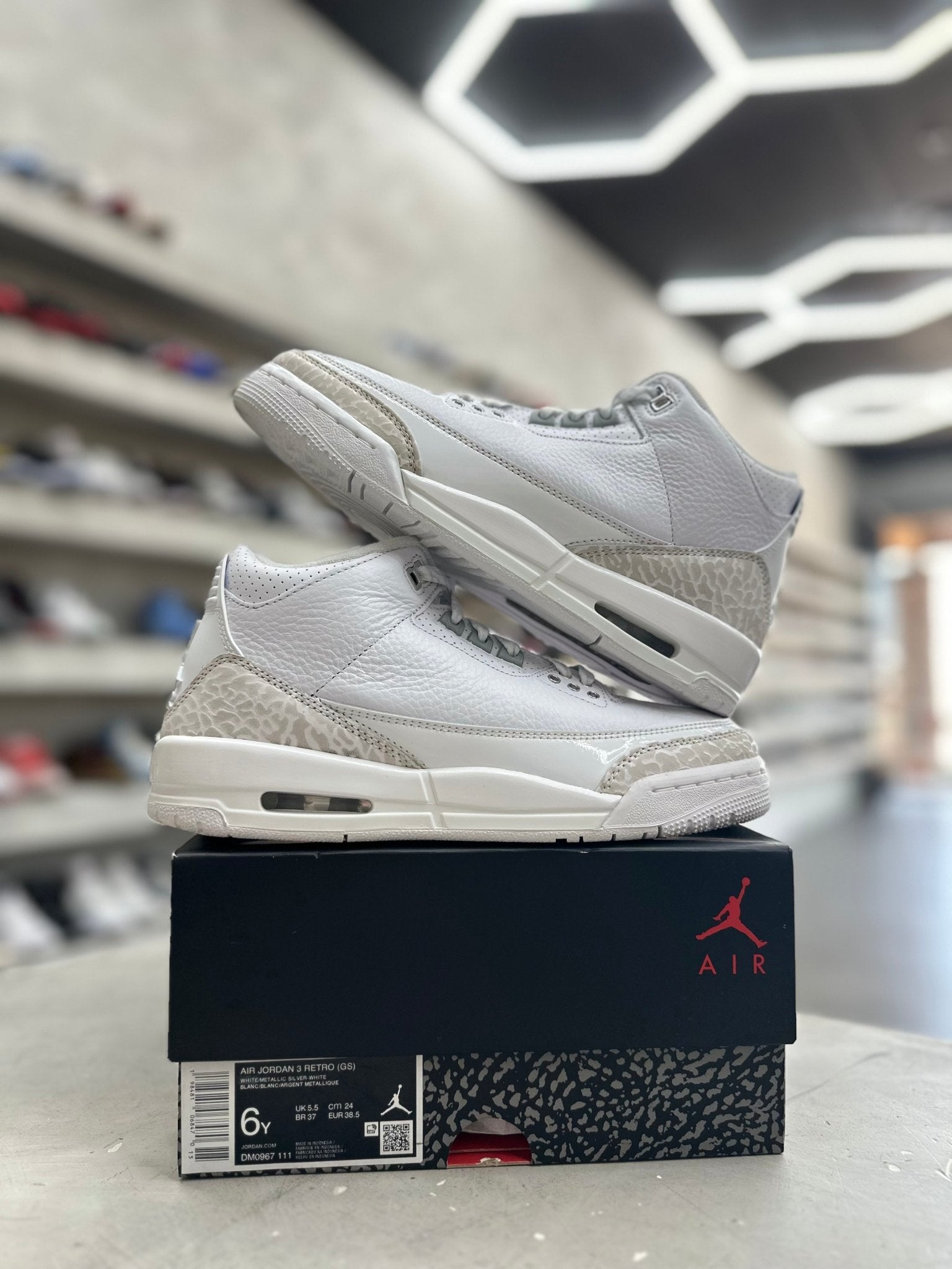 Jordan 3 Retro Pure Money Sz 6 (PREOWNED) - Restock AveJordan 3 Retro Pure Money Sz 6 (PREOWNED)Restock AveRestock Ave6Restock Ave