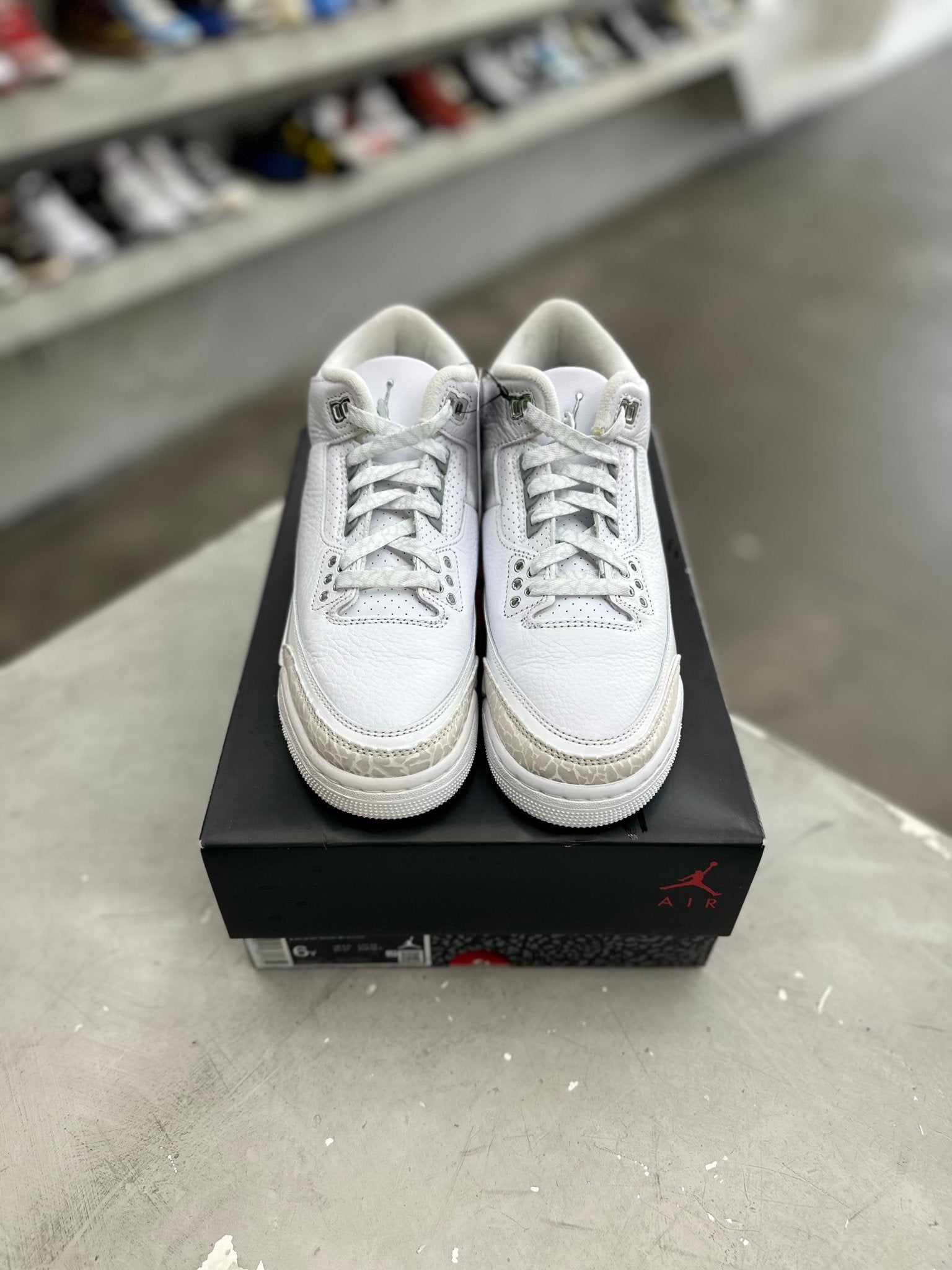 Jordan 3 Retro Pure Money Sz 6 (PREOWNED) - Restock AveJordan 3 Retro Pure Money Sz 6 (PREOWNED)Restock AveRestock Ave6Restock Ave