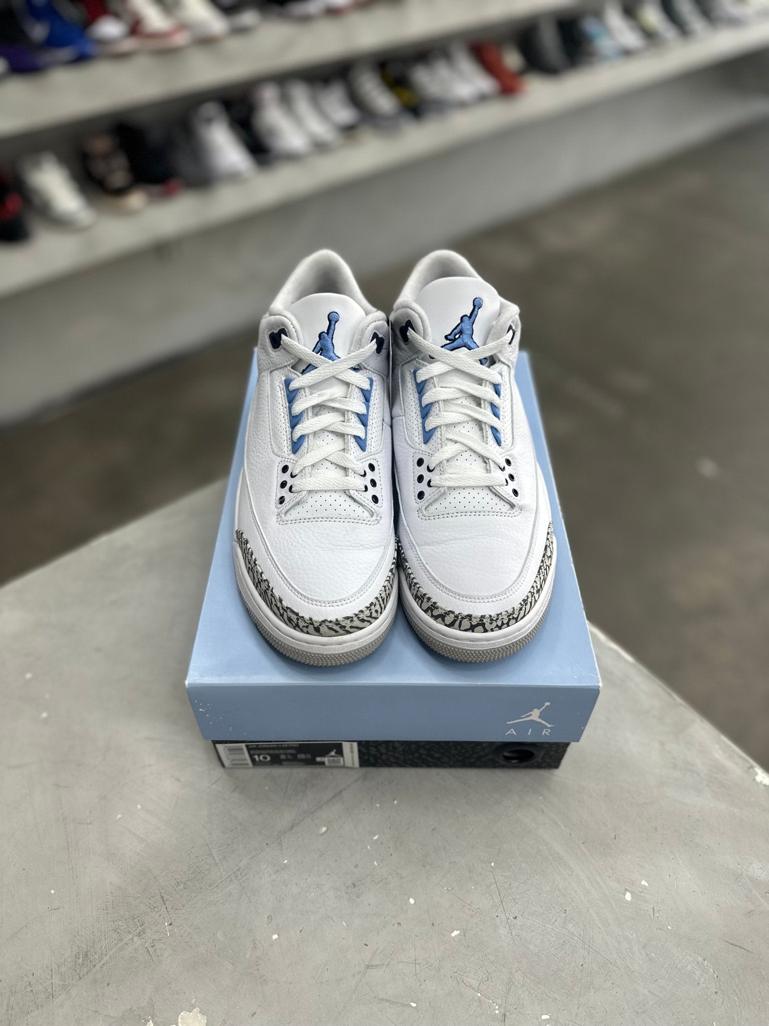 Jordan 3 Retro UNC Sz 10 (PREOWNED) - Restock AveJordan 3 Retro UNC Sz 10 (PREOWNED)Restock AveRestock Ave10Restock Ave
