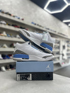 Jordan 3 Retro UNC Sz 10 (PREOWNED) - Restock AveJordan 3 Retro UNC Sz 10 (PREOWNED)Restock AveRestock Ave10Restock Ave